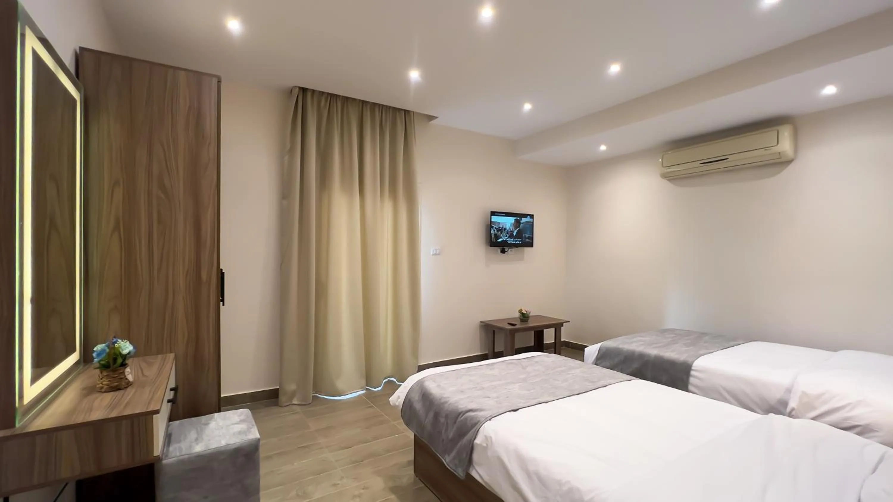 Bedroom, Bed in STEPS IN Pyramids View