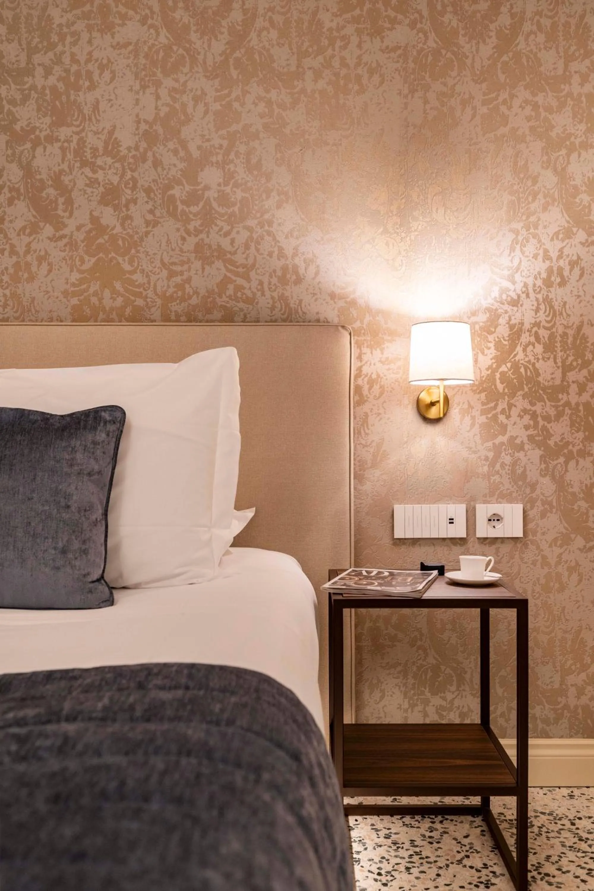 Decorative detail, Bed in Palazzo Keller