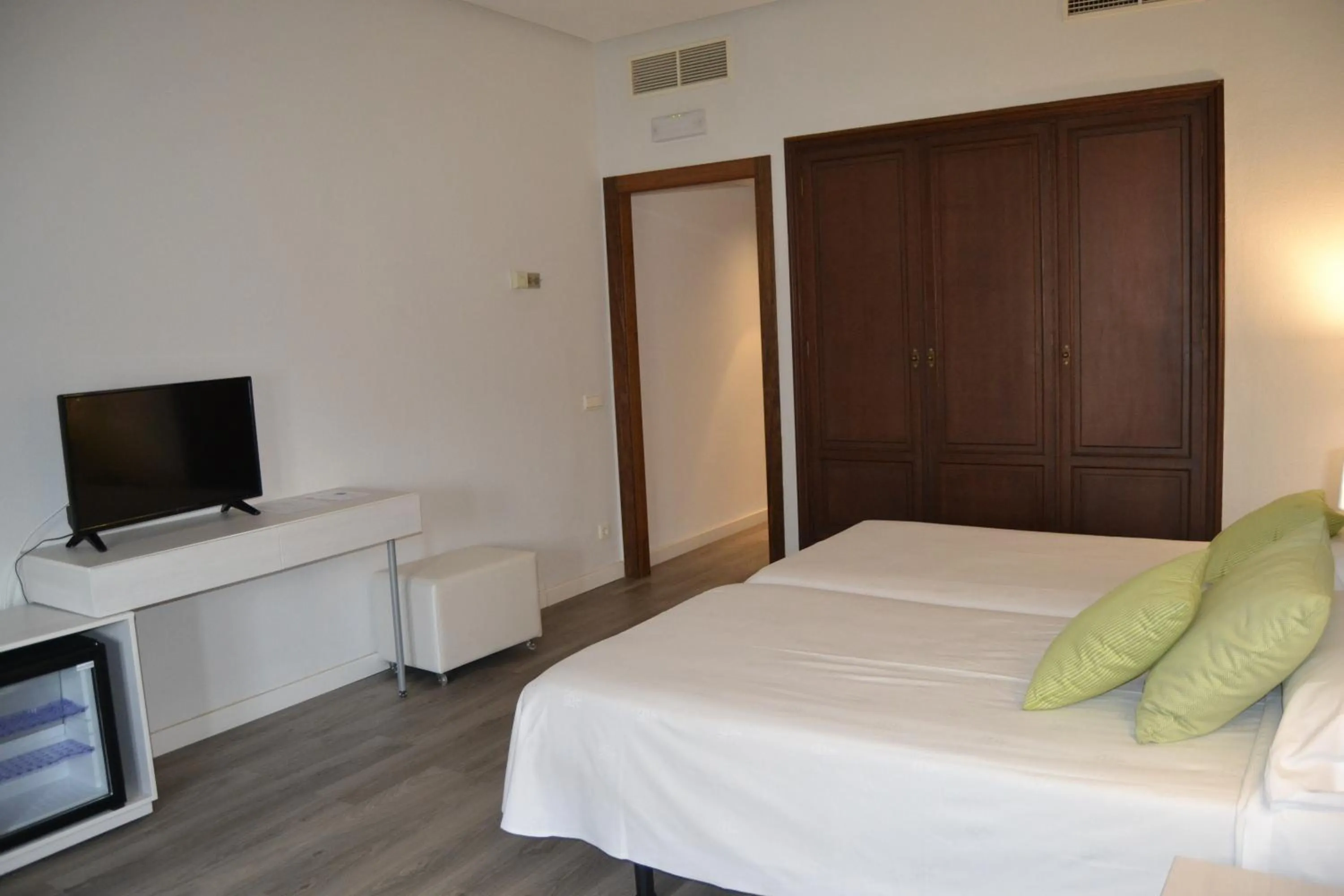 Bedroom, Bed in Mir Octavio