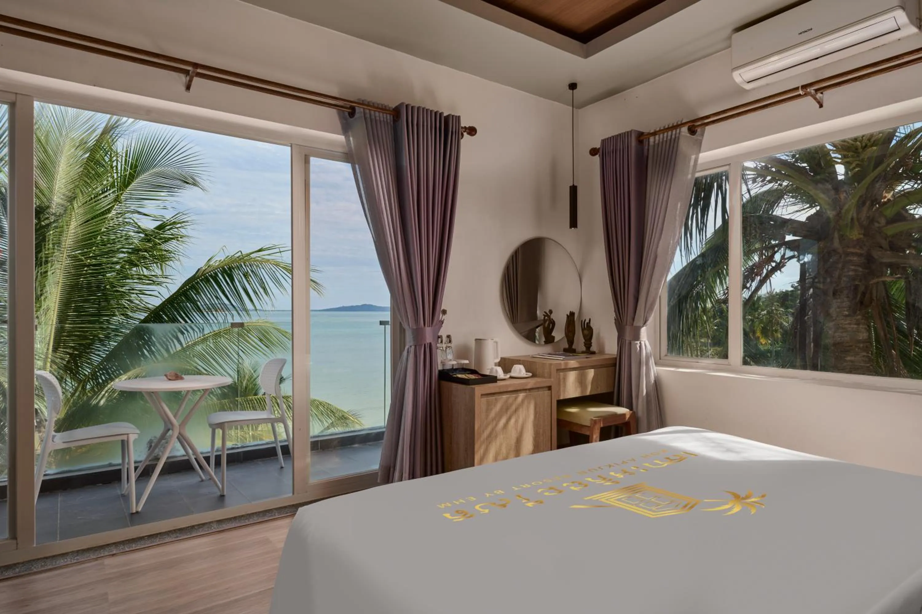 Bedroom, Bed in Koh Apikjun Resort by EHM