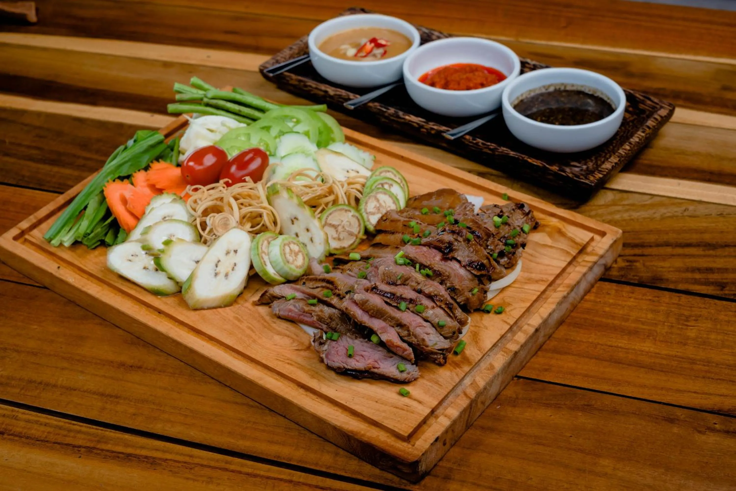 Food in Koh Apikjun Resort by EHM