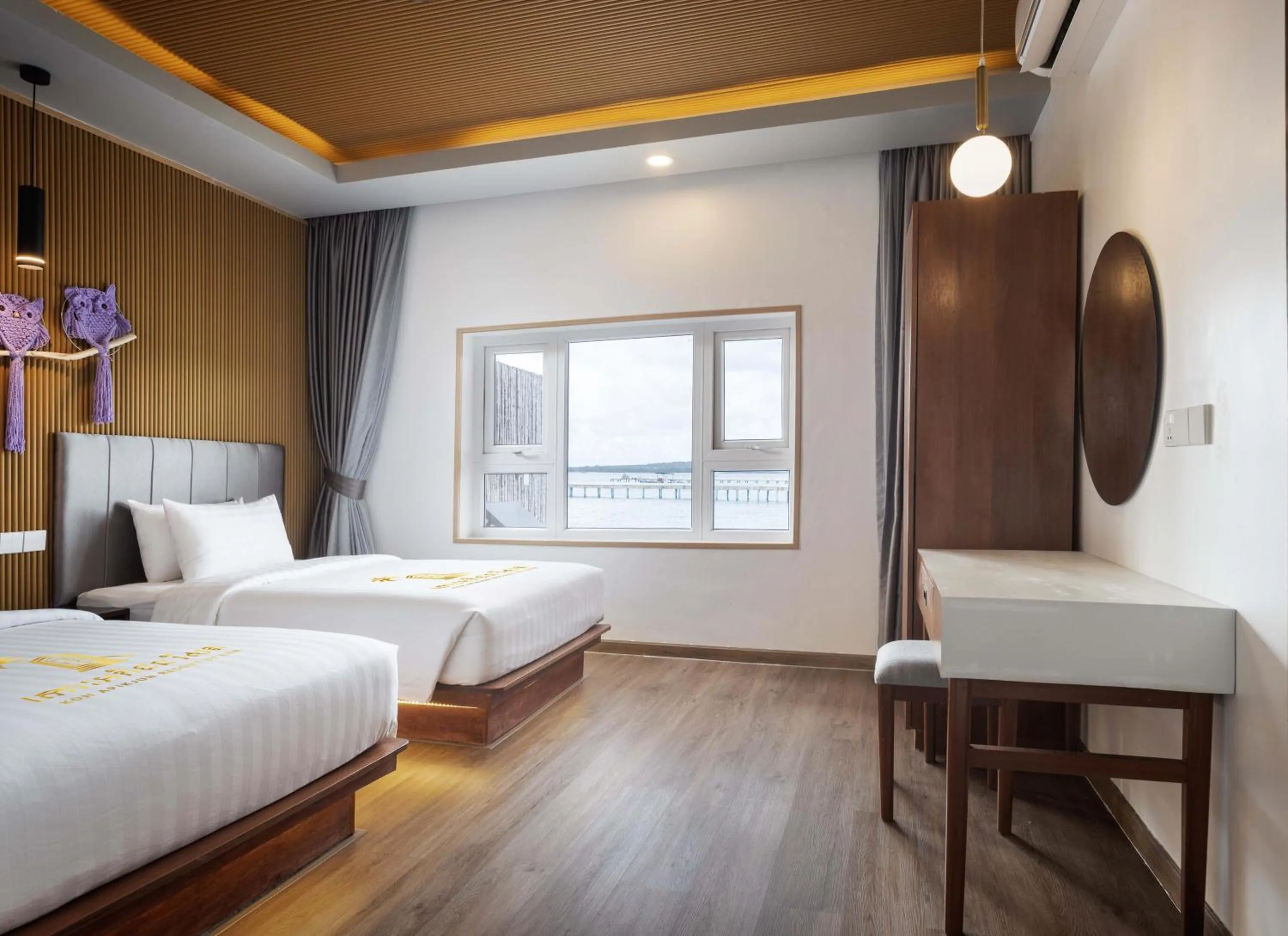 Bedroom, Bed in Koh Apikjun Resort by EHM