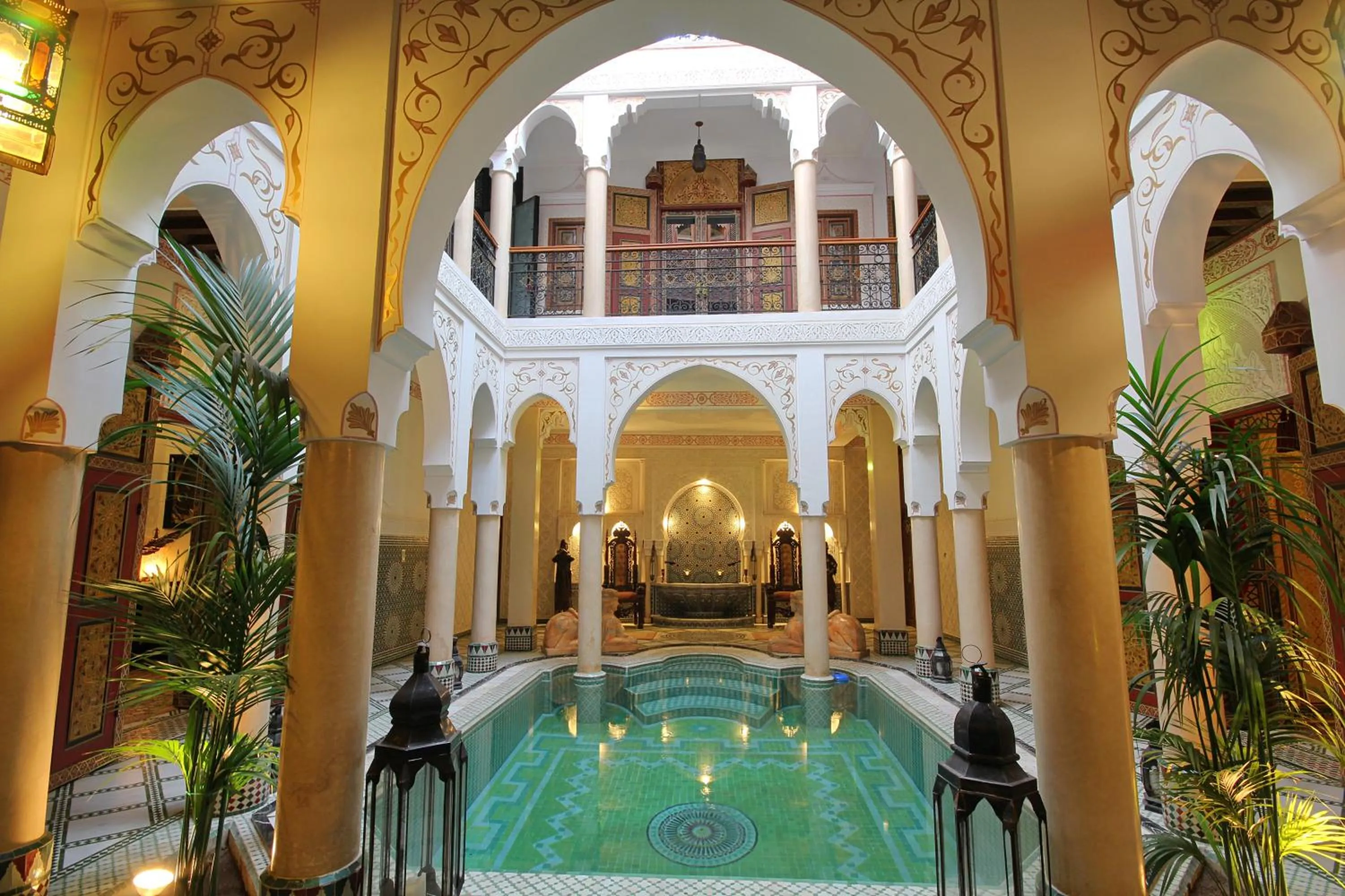 Swimming pool in Riad Esmeralda