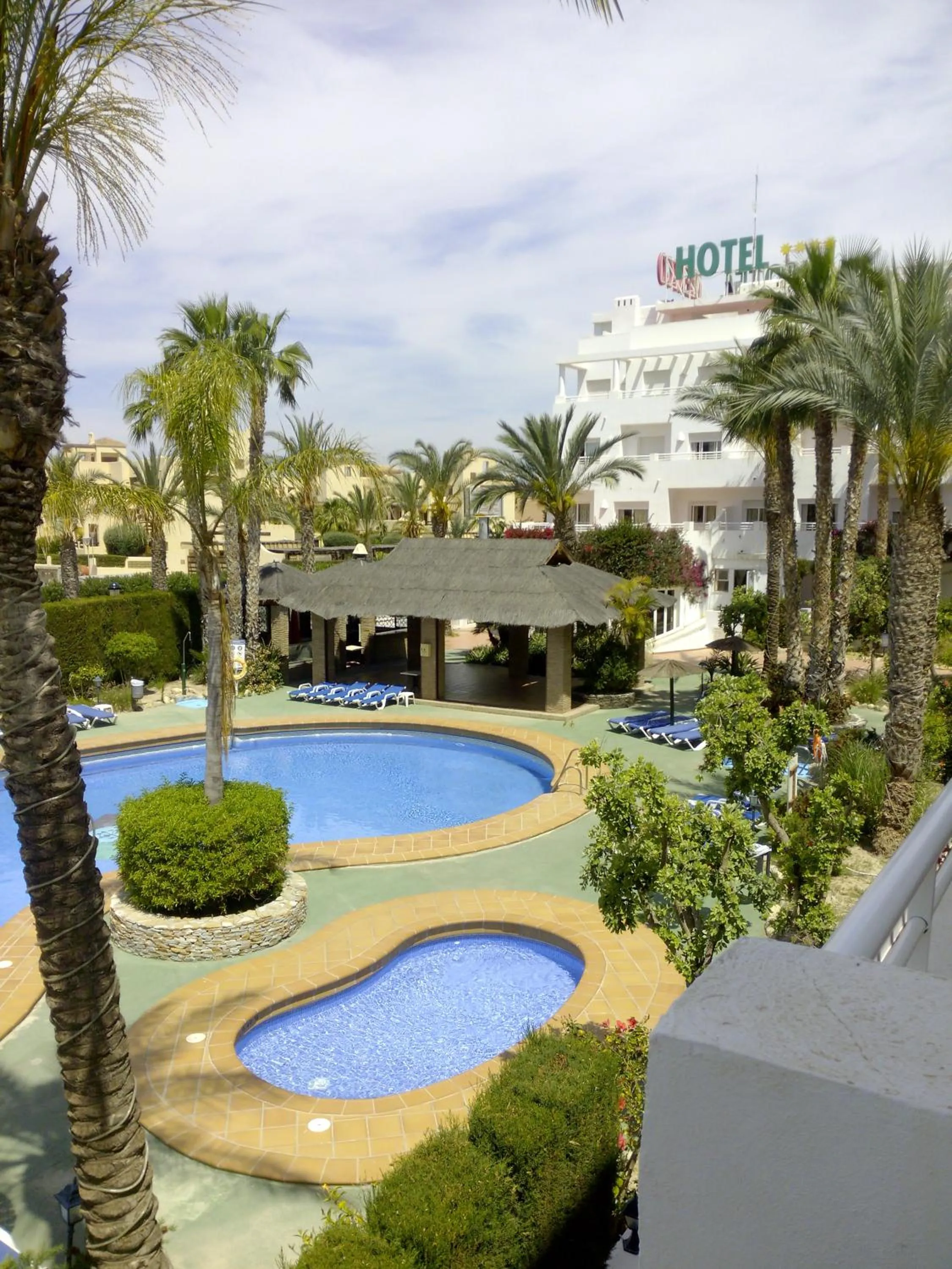 Swimming pool in Hotel Mexico