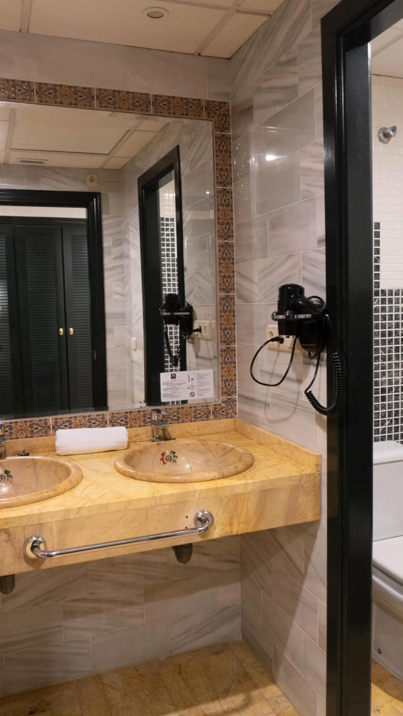 Bathroom in Hotel Mexico