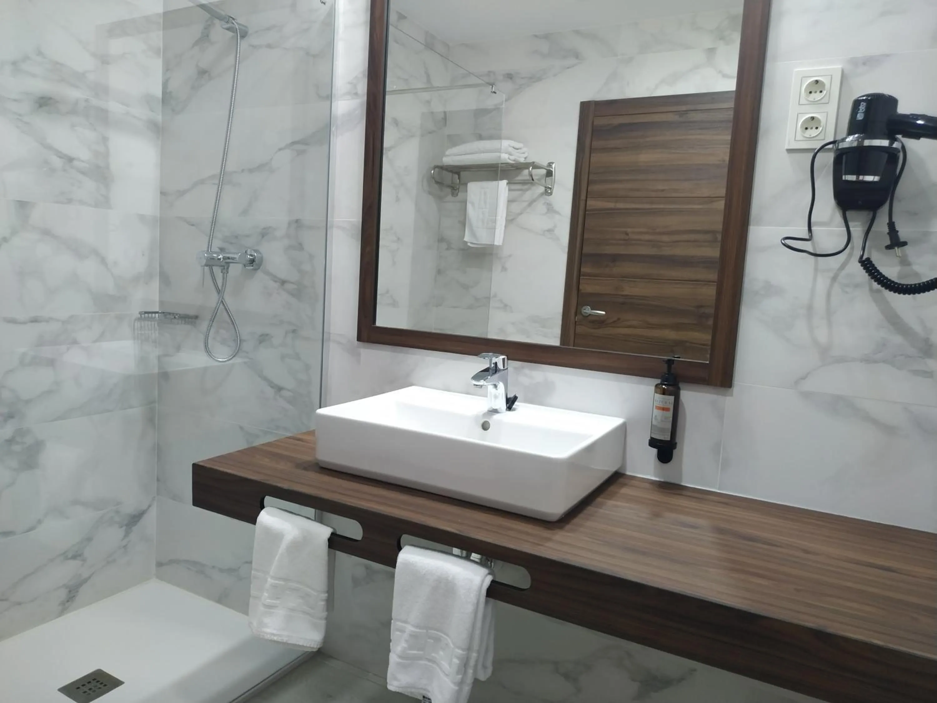 Bathroom in Hotel Mexico