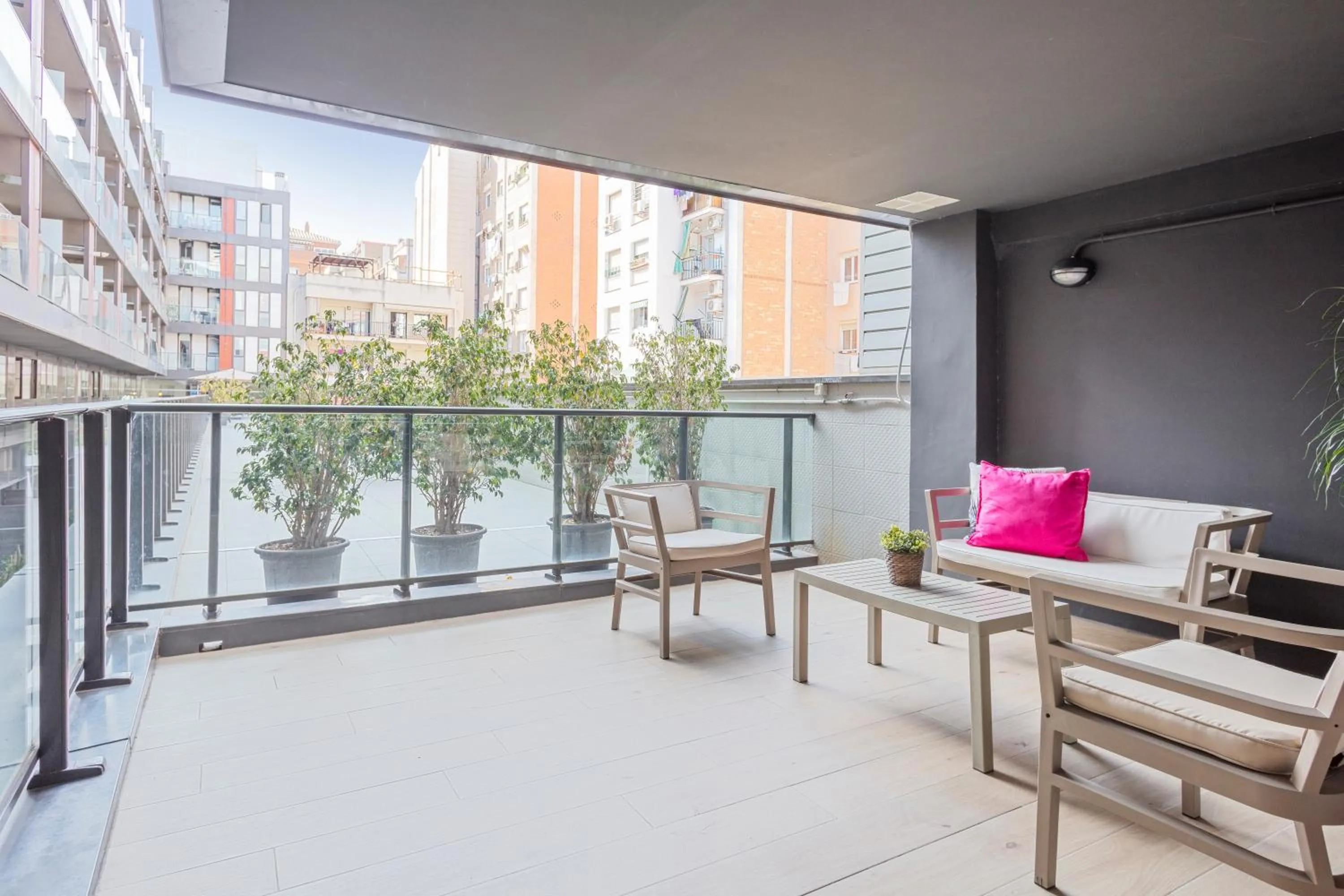 Day in Aparthotel Bcn Montjuic