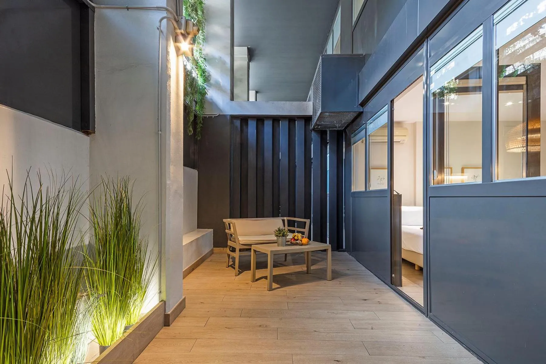 Patio in Aparthotel Bcn Montjuic