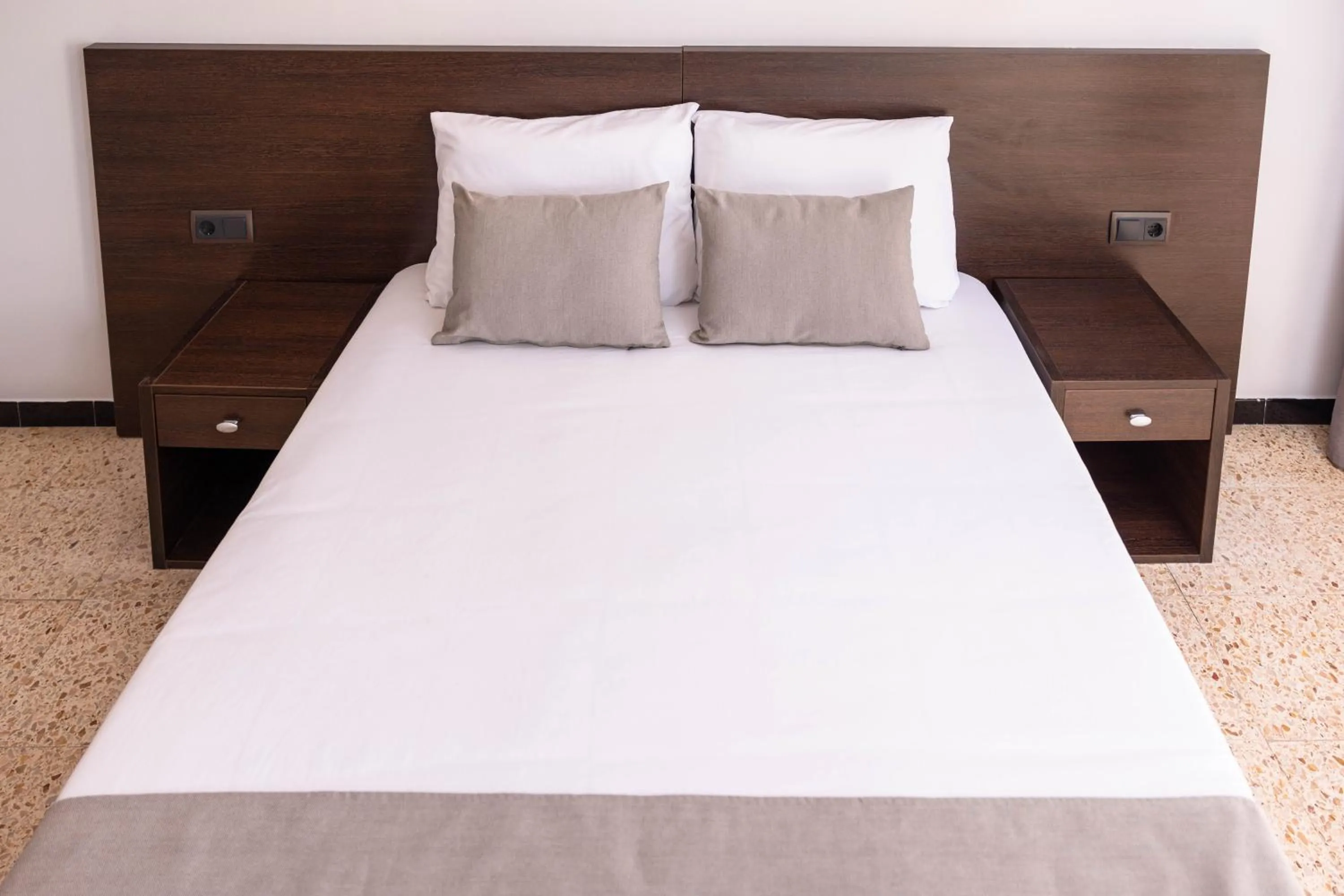 Bed in RVHotels GR92