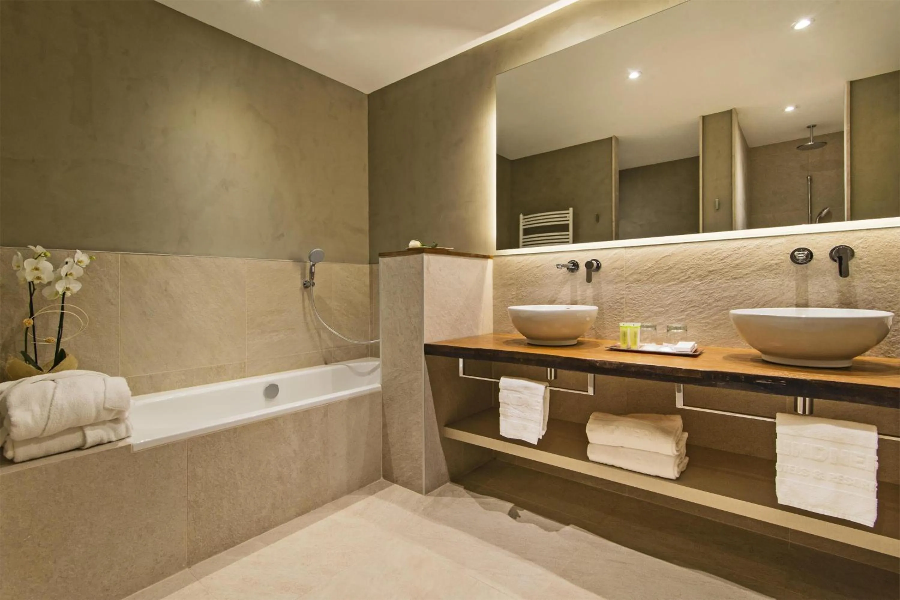 Bathroom in Lindner Hotel Mallorca Portals Nous, part of JdV by Hyatt