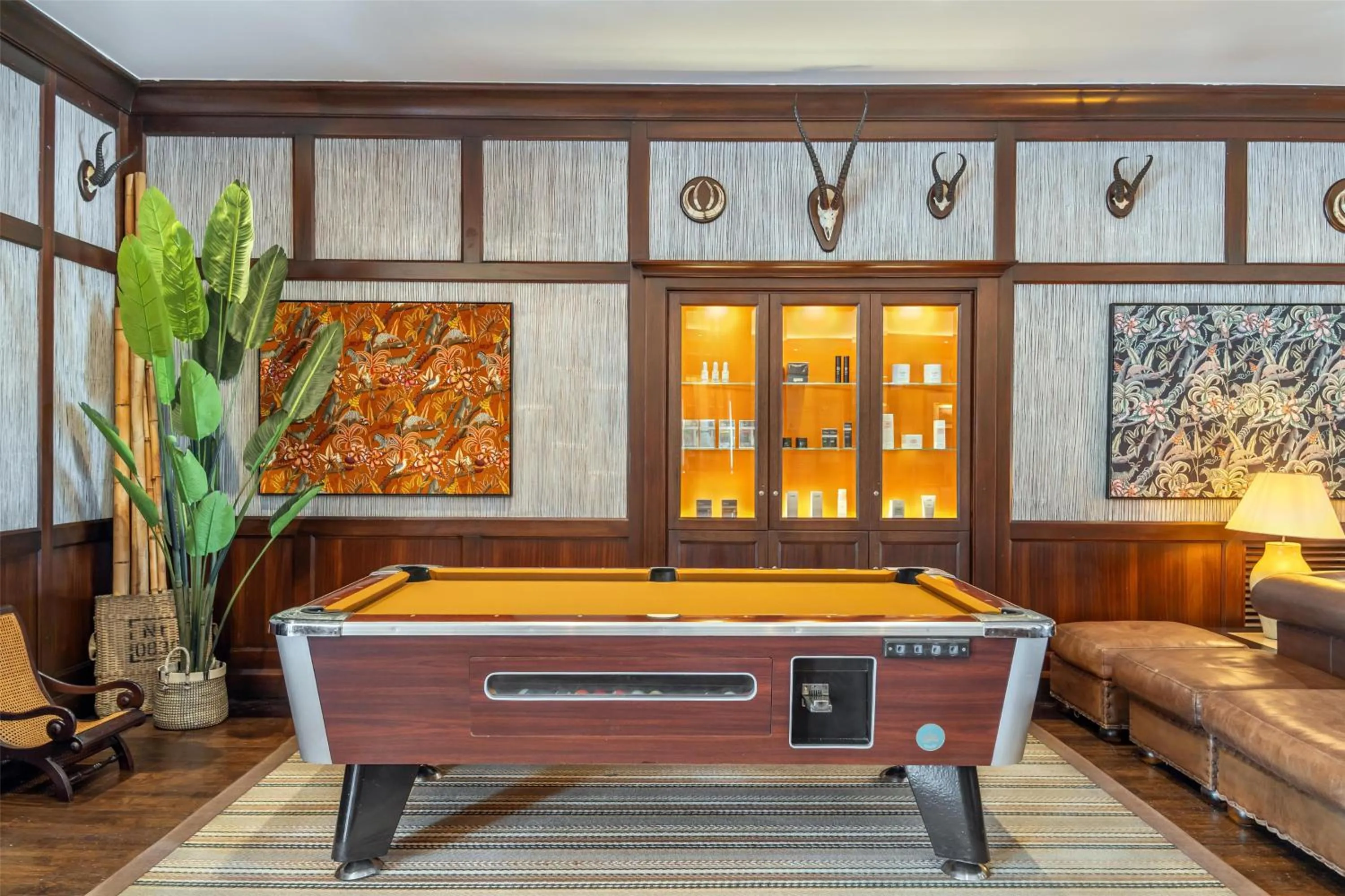 Billiard in Lindner Hotel Mallorca Portals Nous, part of JdV by Hyatt