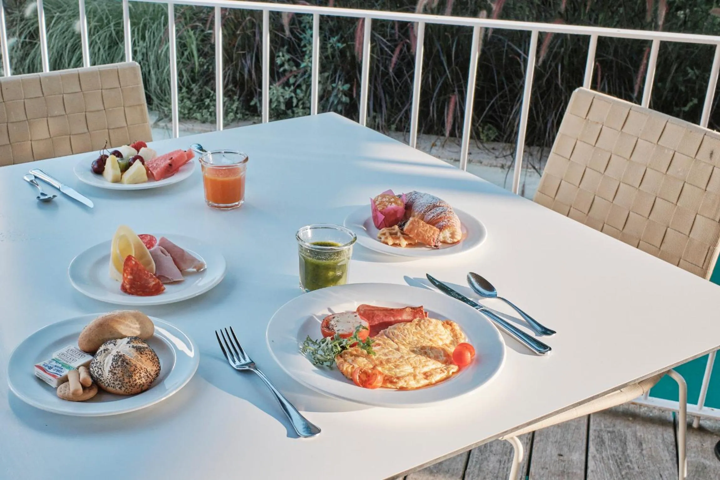 Restaurant/places to eat in Prinsotel La Dorada & Spa