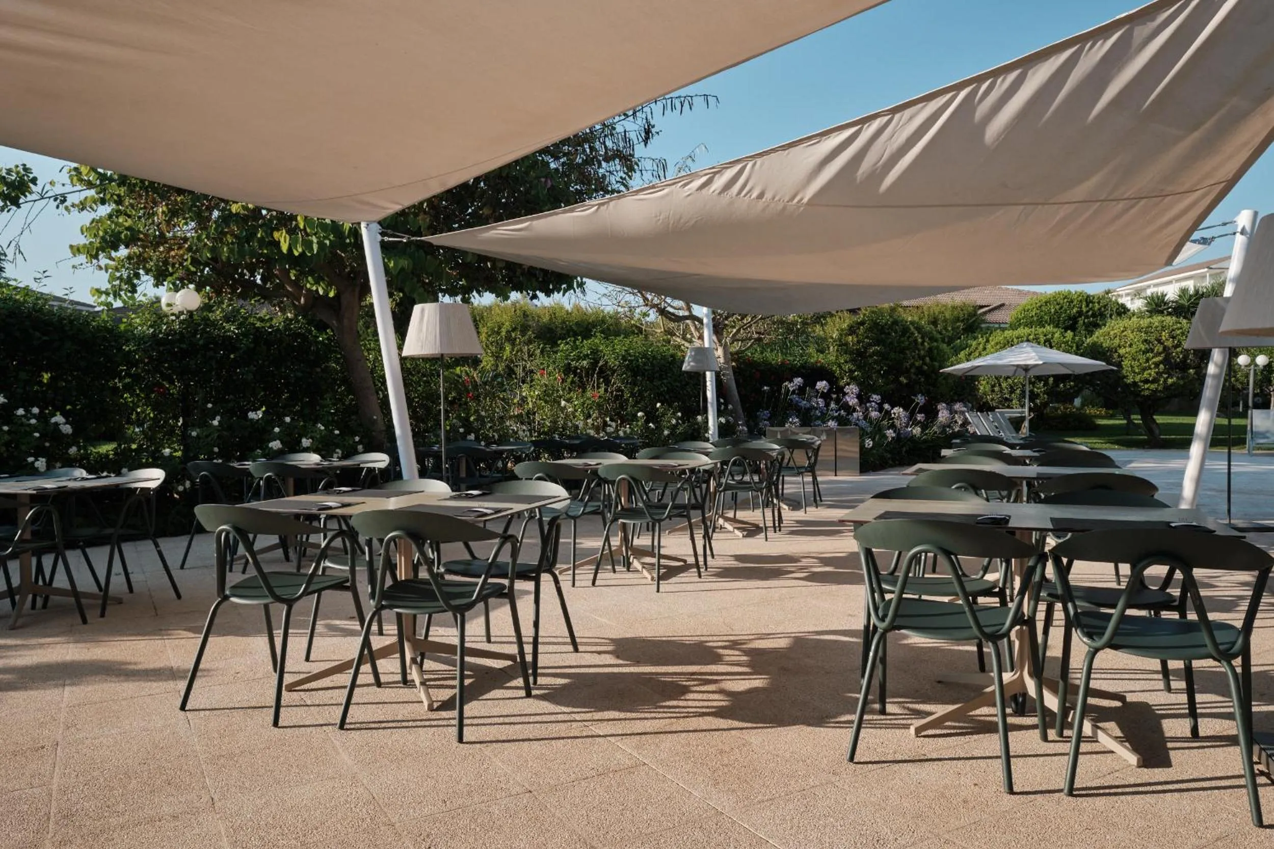 Restaurant/places to eat in Prinsotel La Dorada & Spa