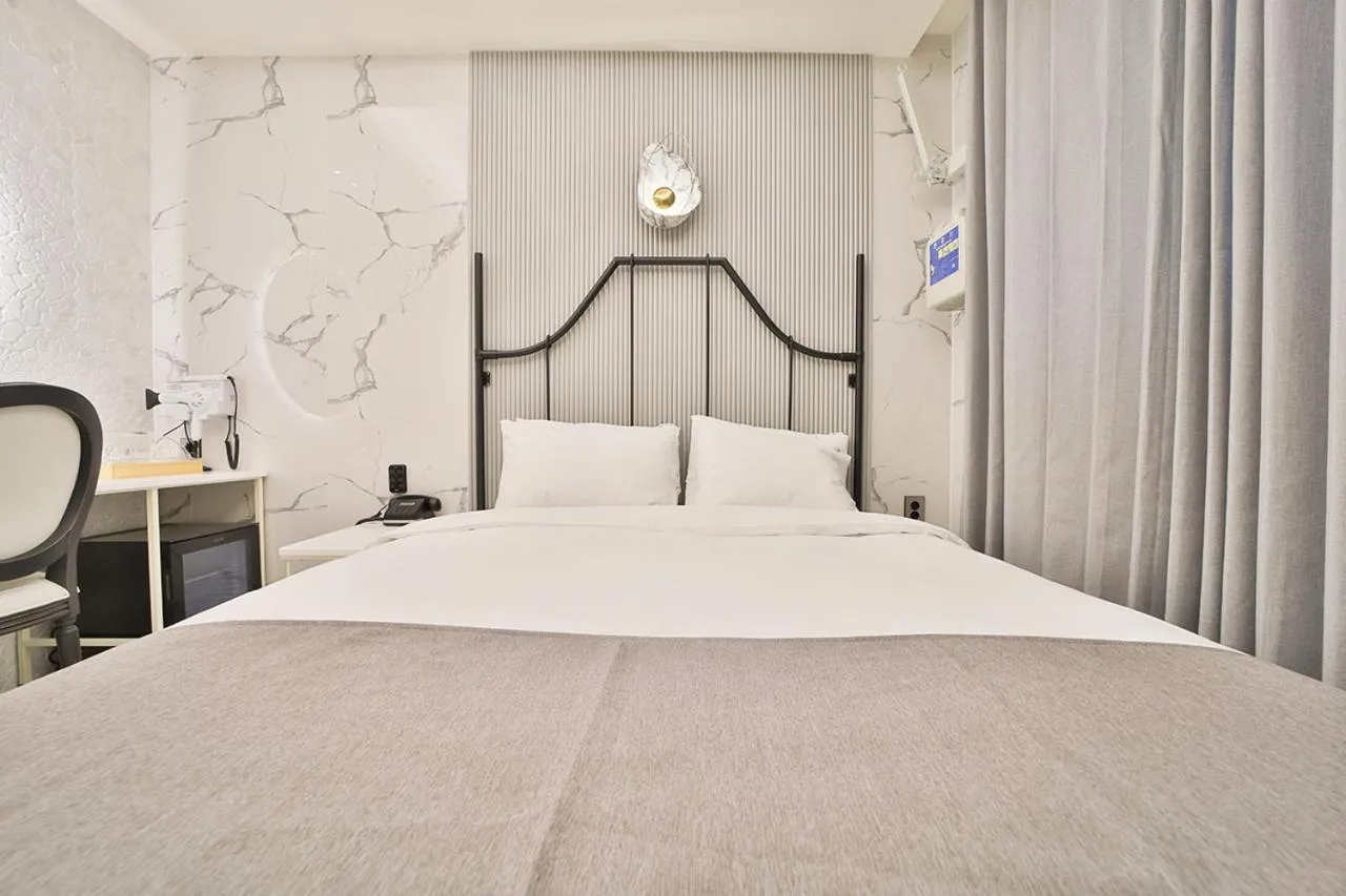 Deluxe Room in Daegu February Hotel Lions Park