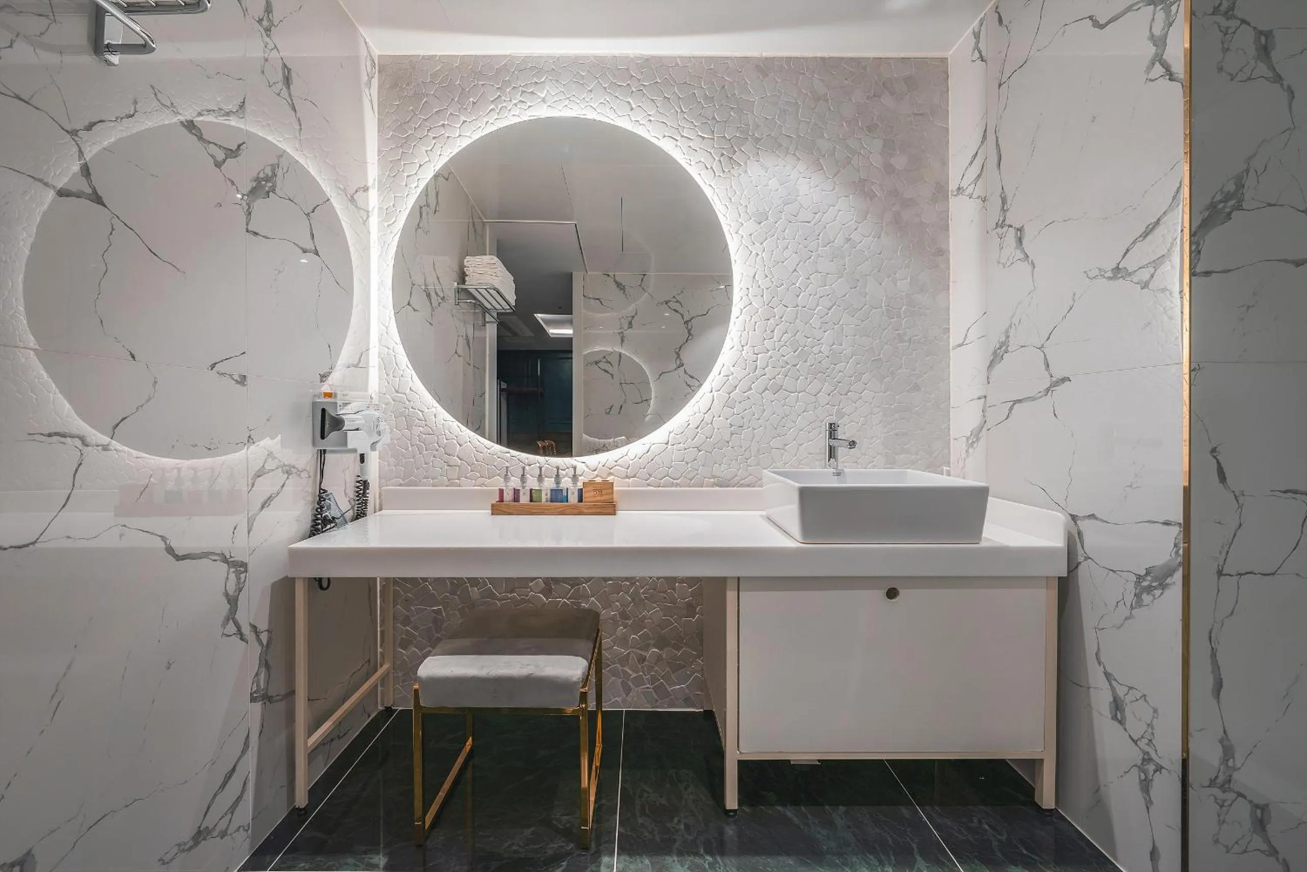 Daegu February Hotel Lions Park