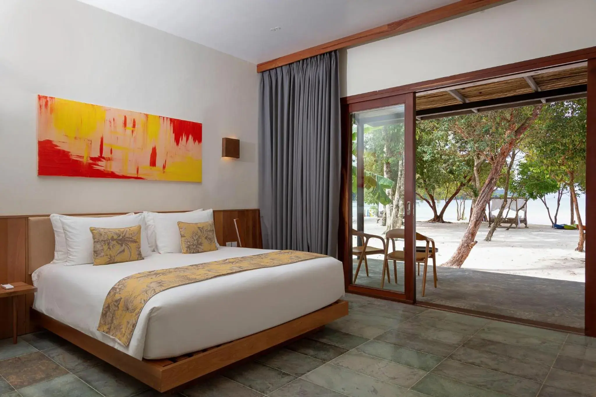 Deluxe Double Room with Sea View in ISLAND CENTER POINT Deluxe Double Room with Sea View in ISLAND CENTER POINT