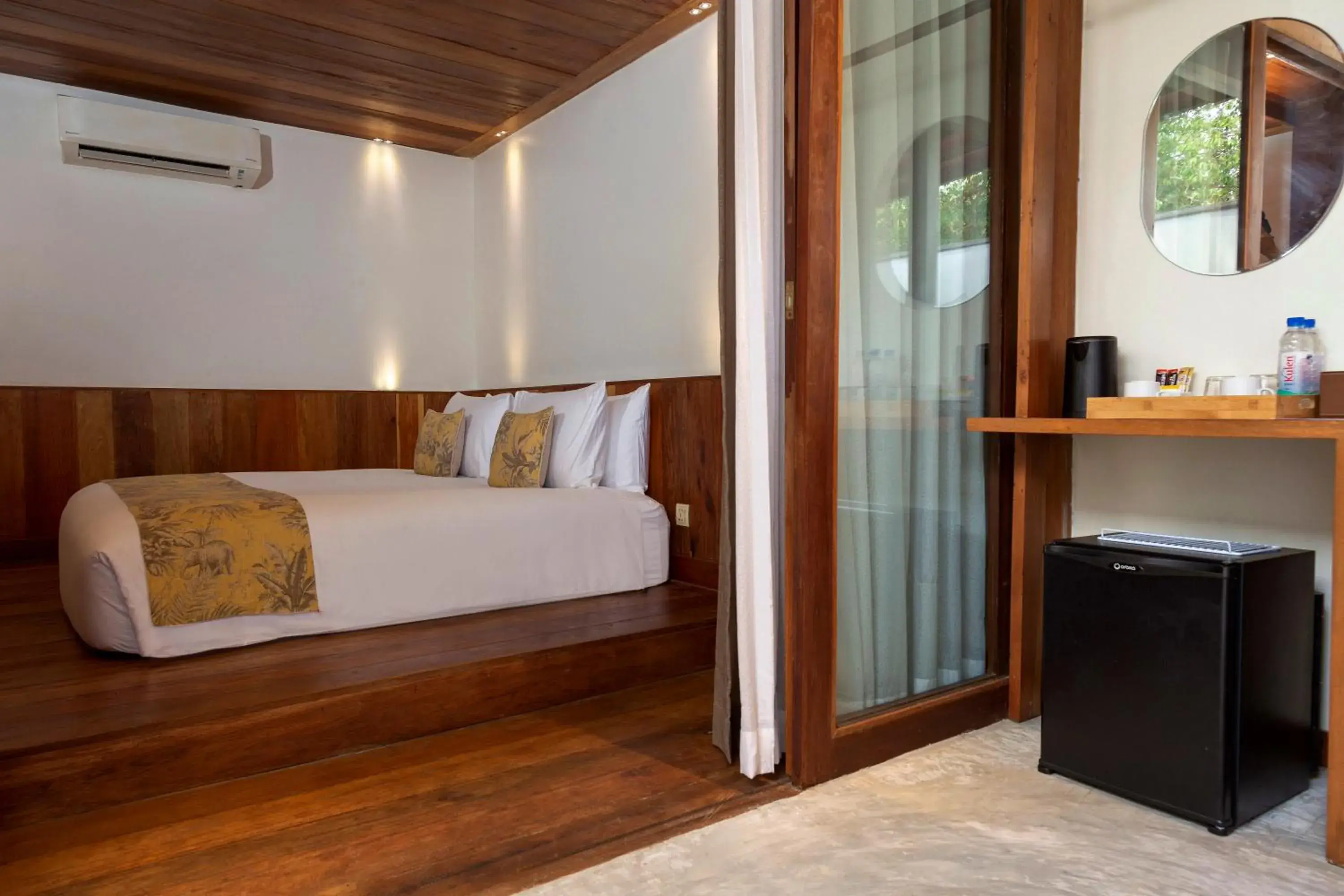 Superior King Room in ISLAND CENTER POINT Superior King Room in ISLAND CENTER POINT