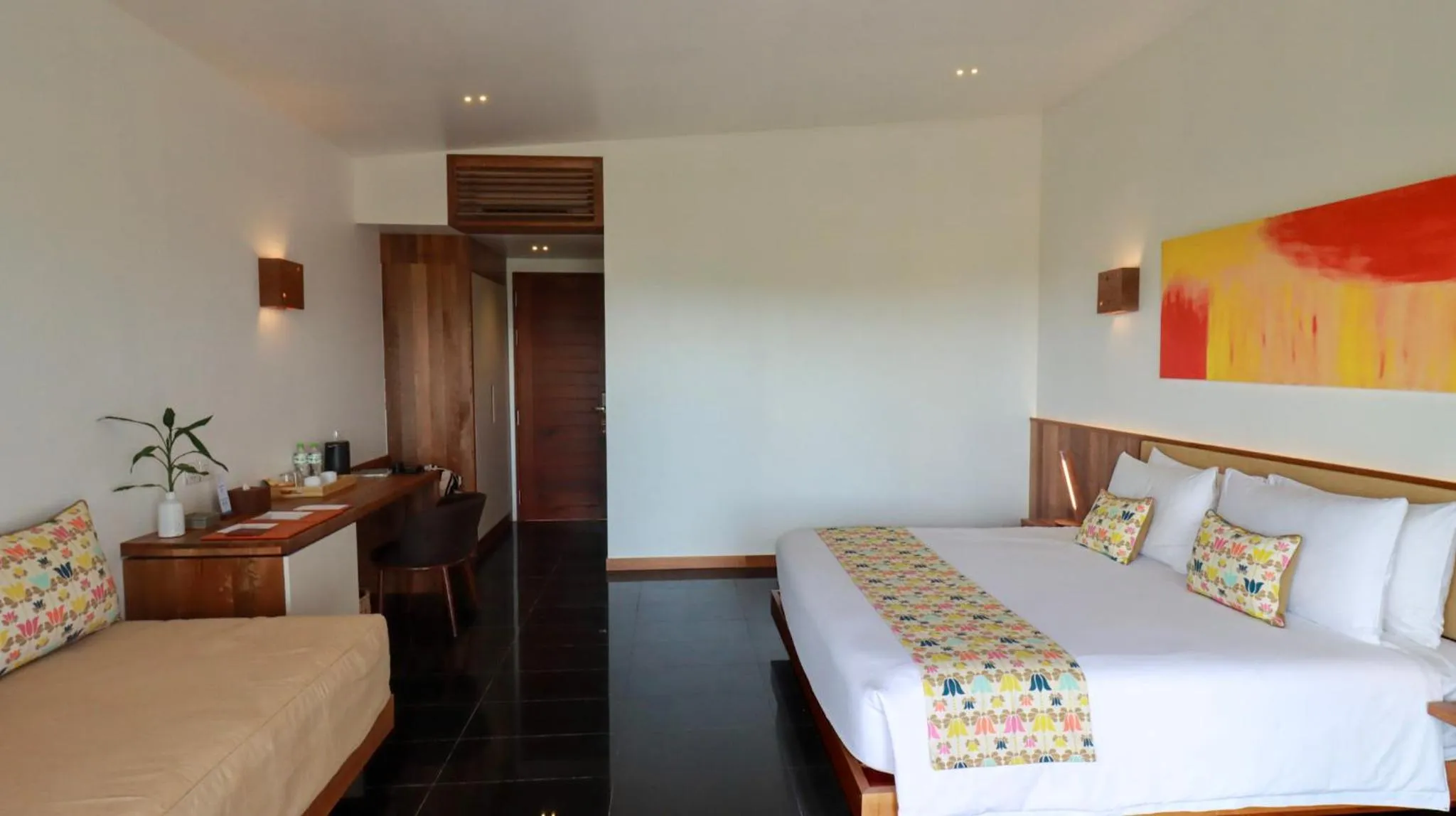 Bed in ISLAND CENTER POINT