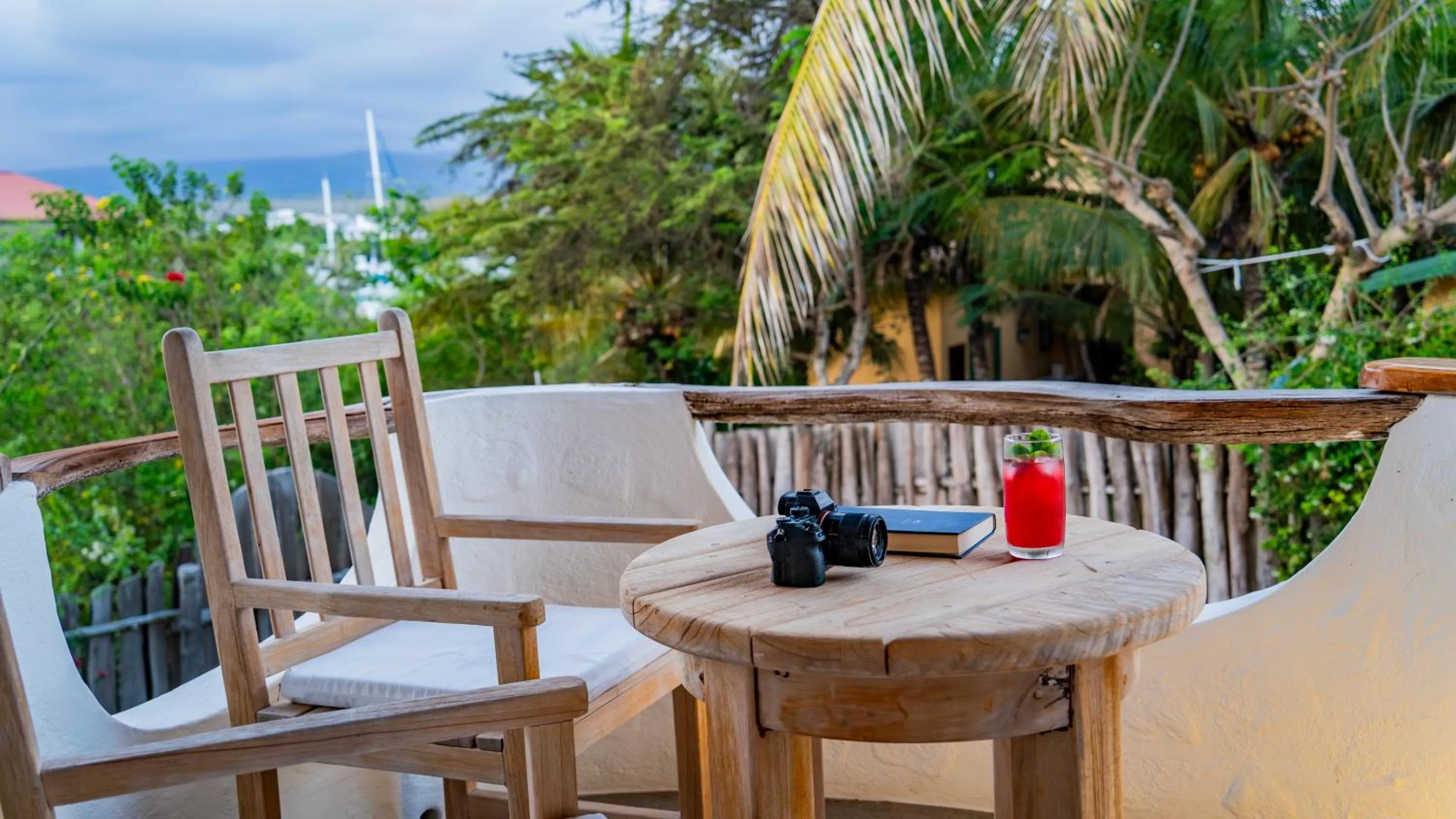 Balcony/Terrace in Hotel Angermeyer Waterfront Inn