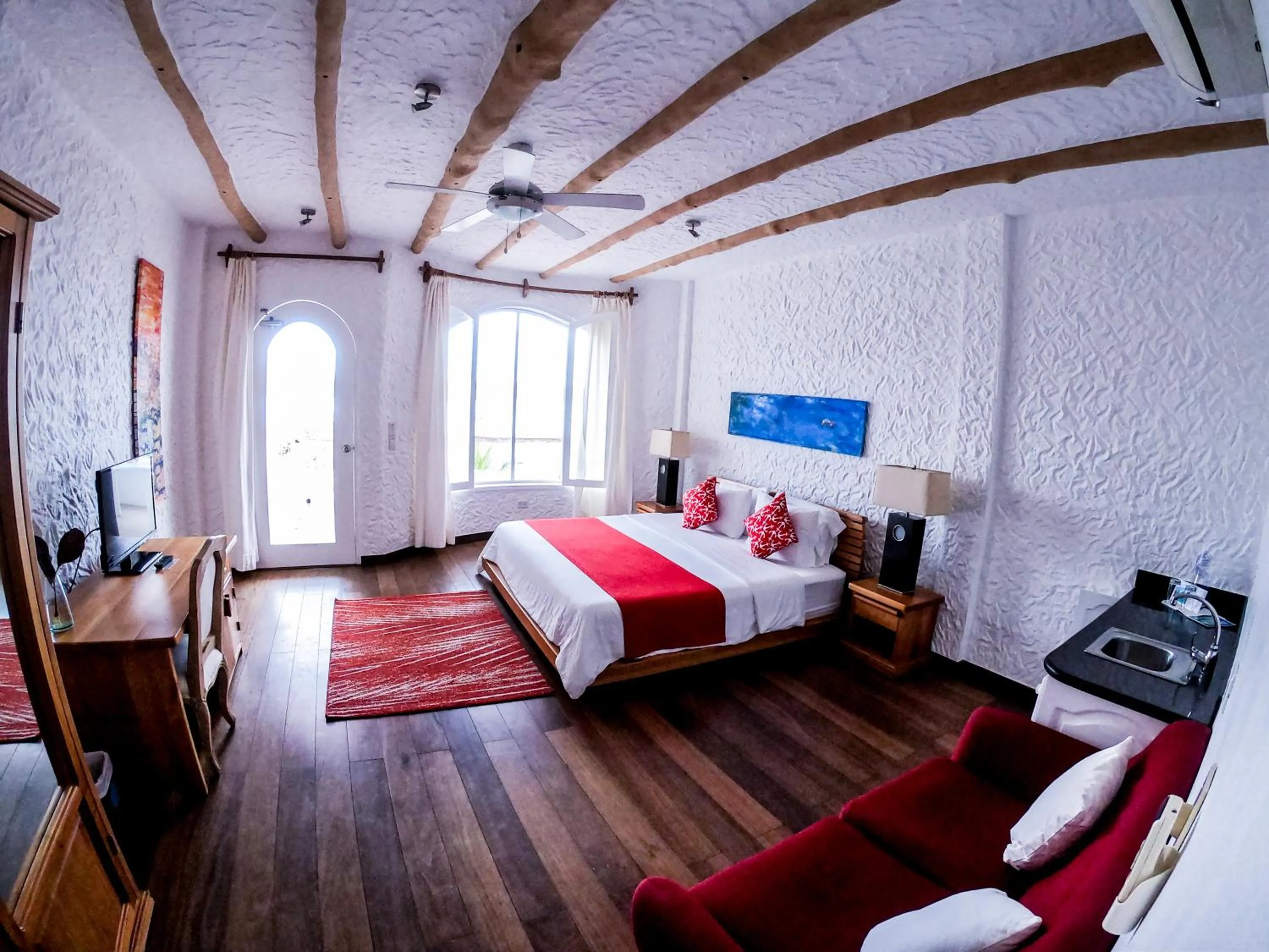 Bedroom, Bed in Hotel Angermeyer Waterfront Inn