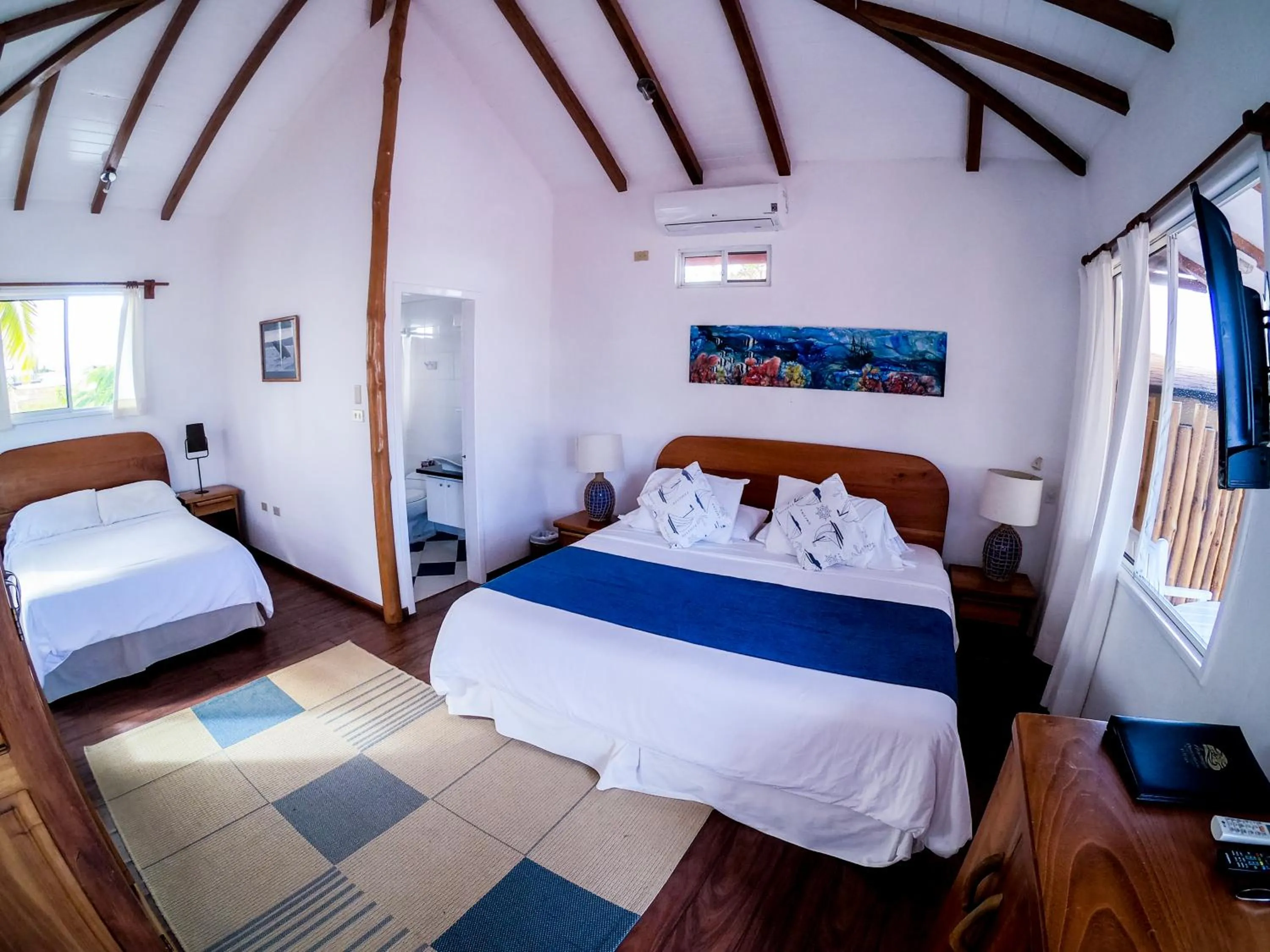 Bedroom, Bed in Hotel Angermeyer Waterfront Inn