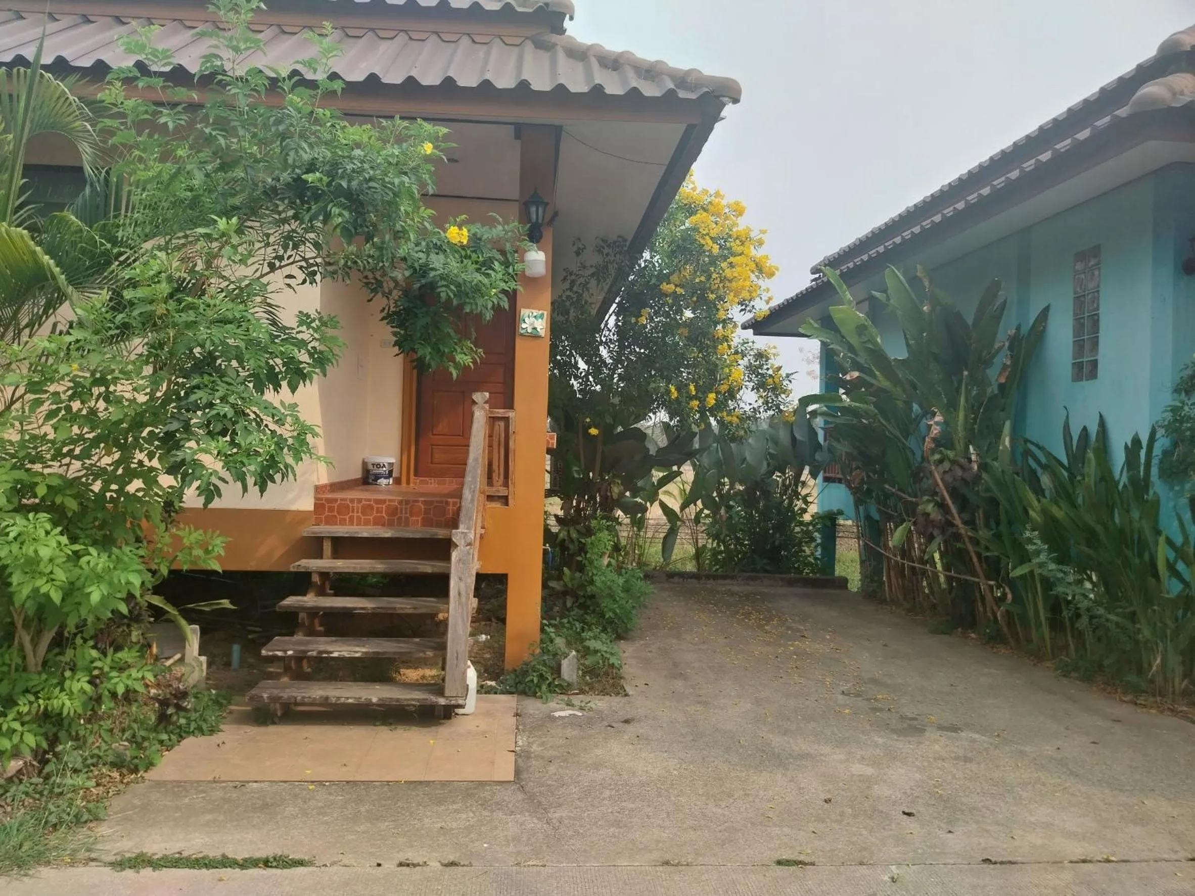 Property building in Chatchawan Resort