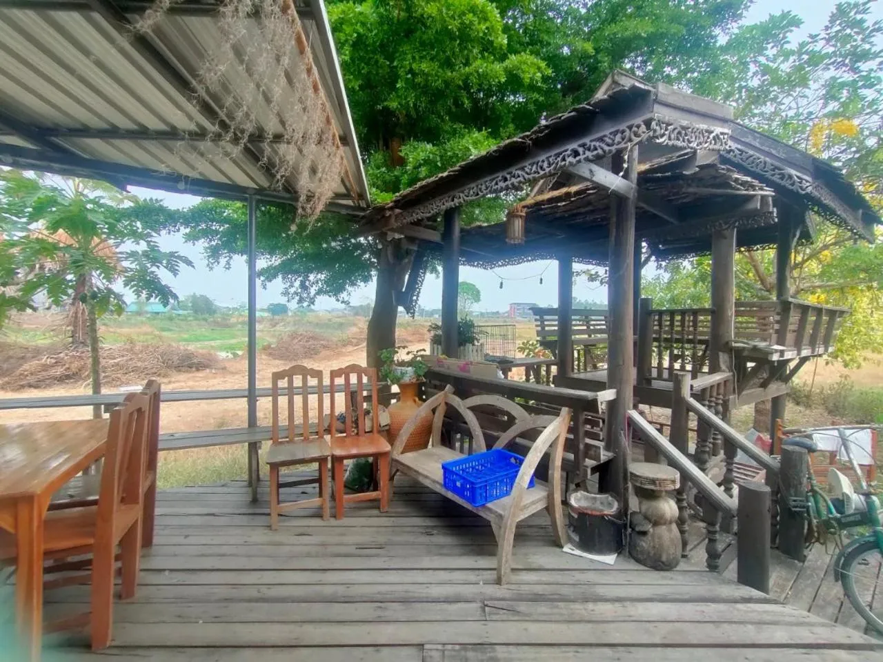 Patio in Chatchawan Resort