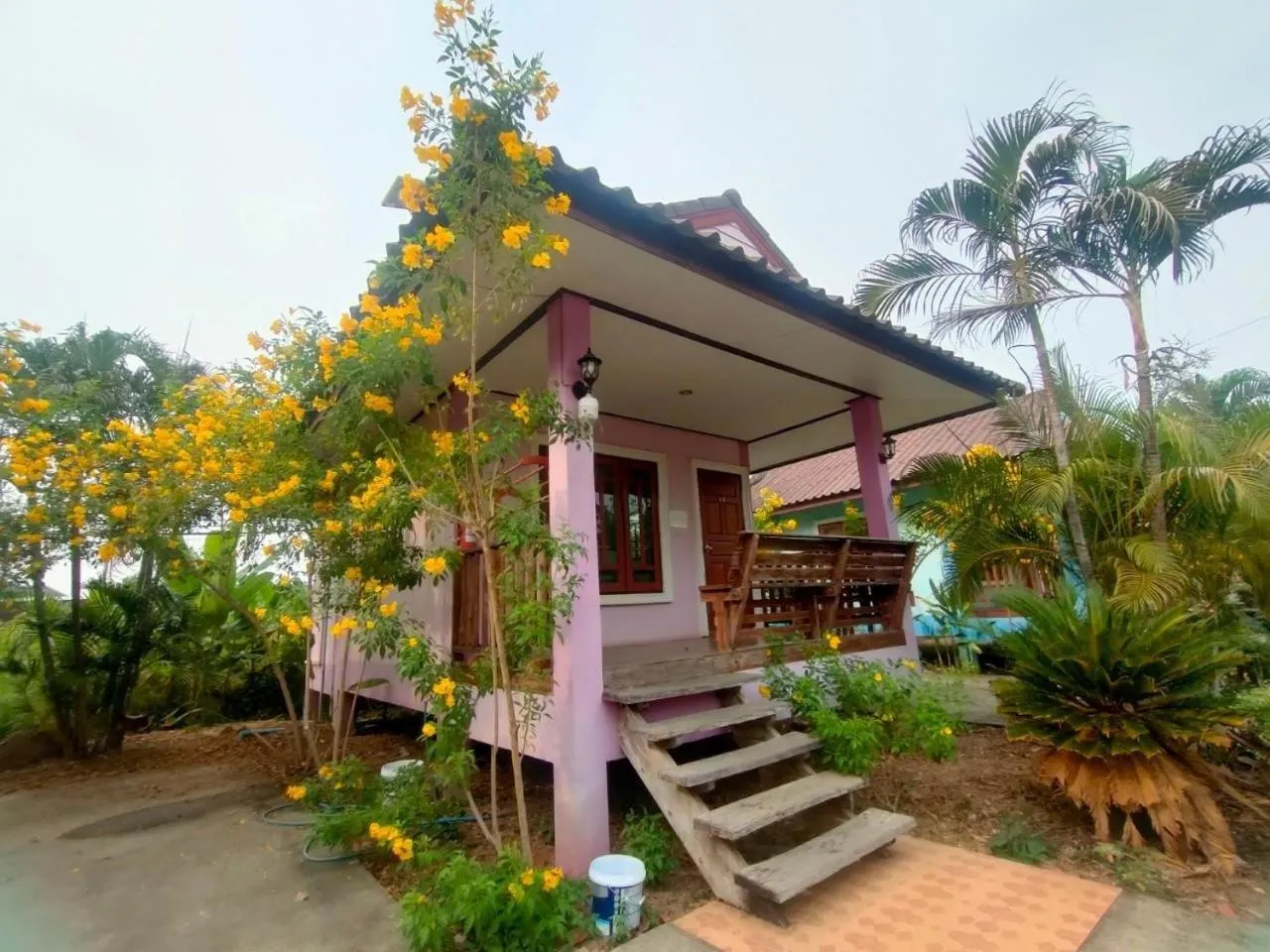 Property building in Chatchawan Resort