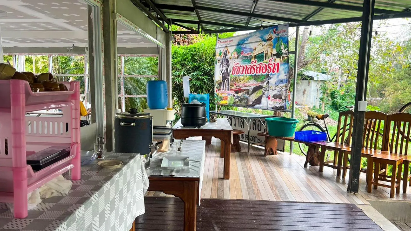 Dining area in Chatchawan Resort
