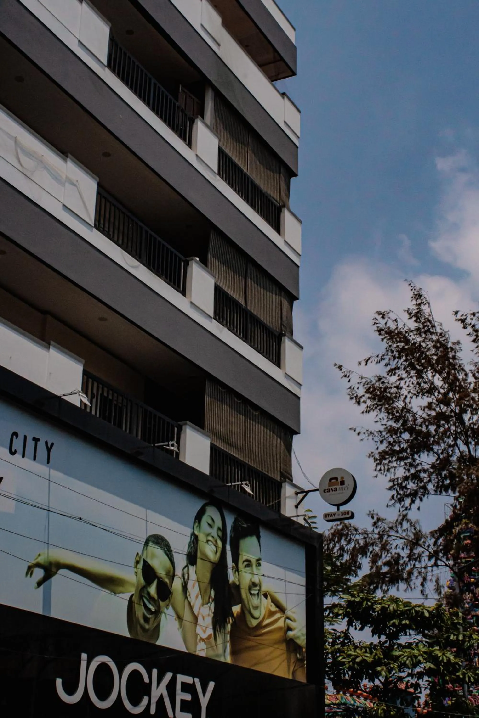 Property building in Casa Mel