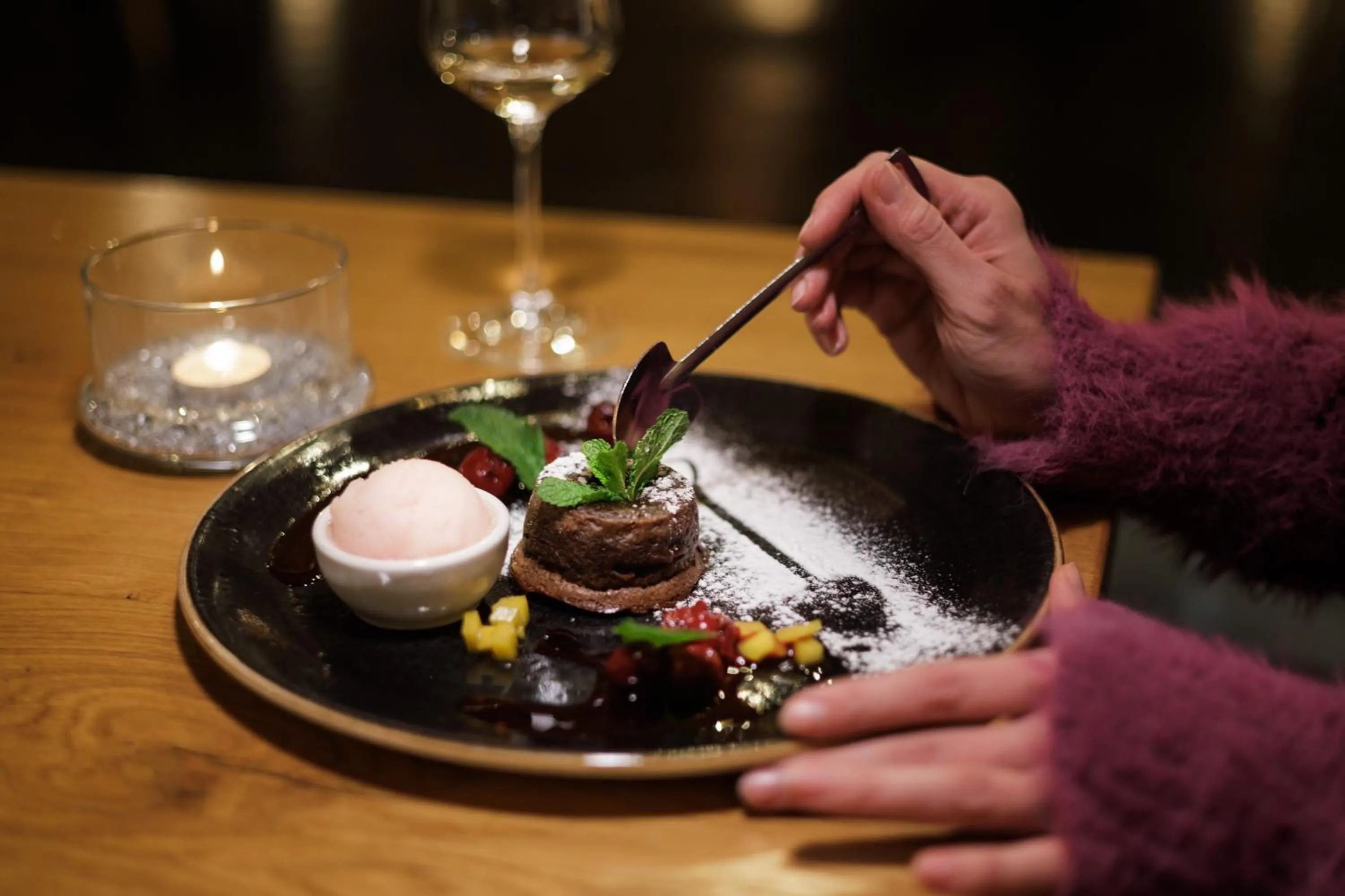 Food and drinks in Aparthotel Na Klenici