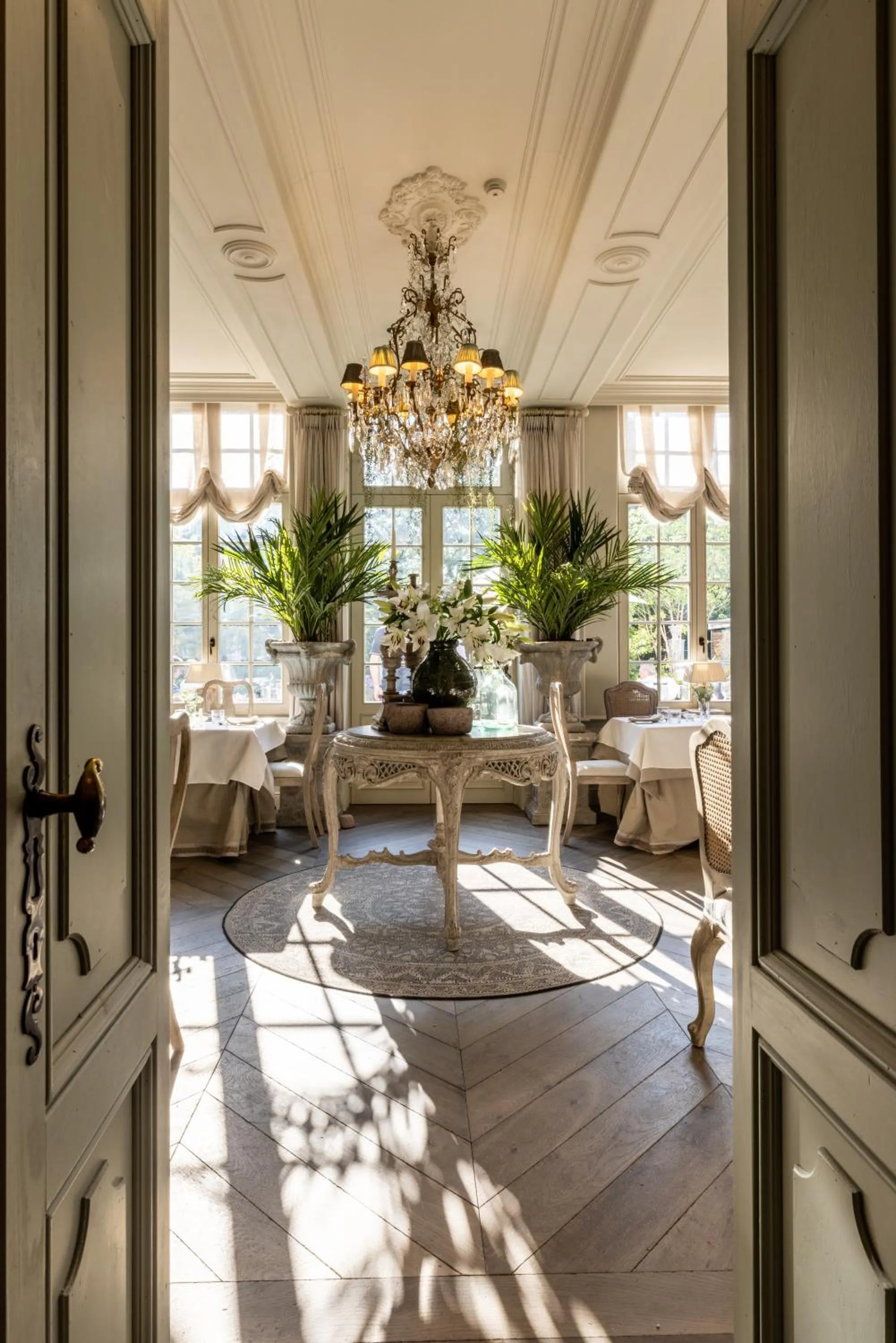 Restaurant/places to eat in The Notary