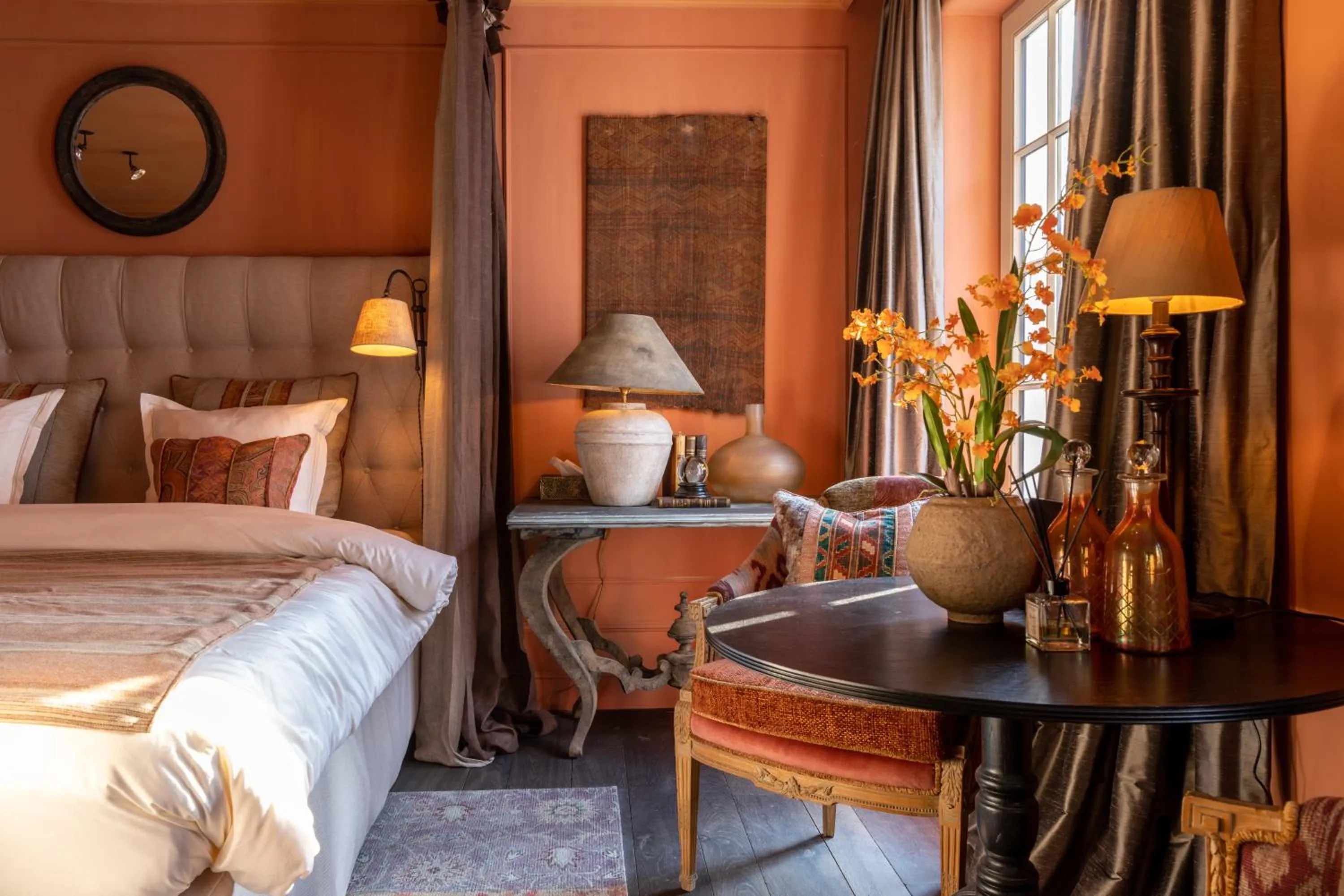 Bedroom, Bed in The Notary