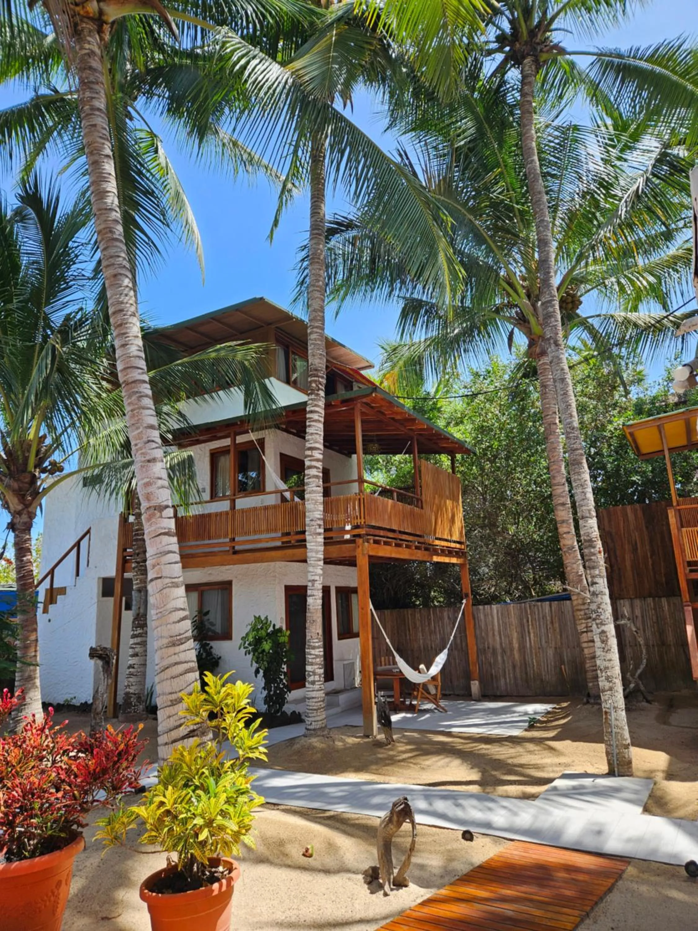 Property building in La Casa de Marita