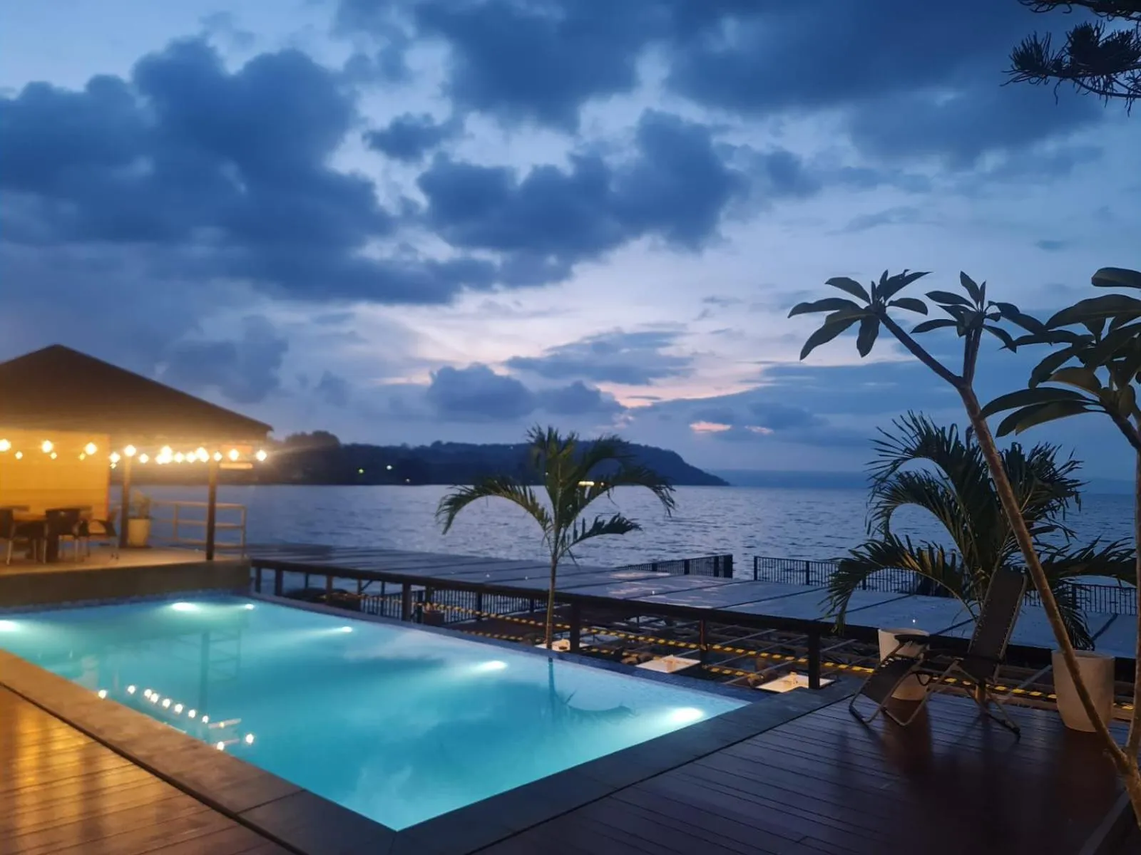 Swimming pool in PURNAMA BALIGE HOTEL