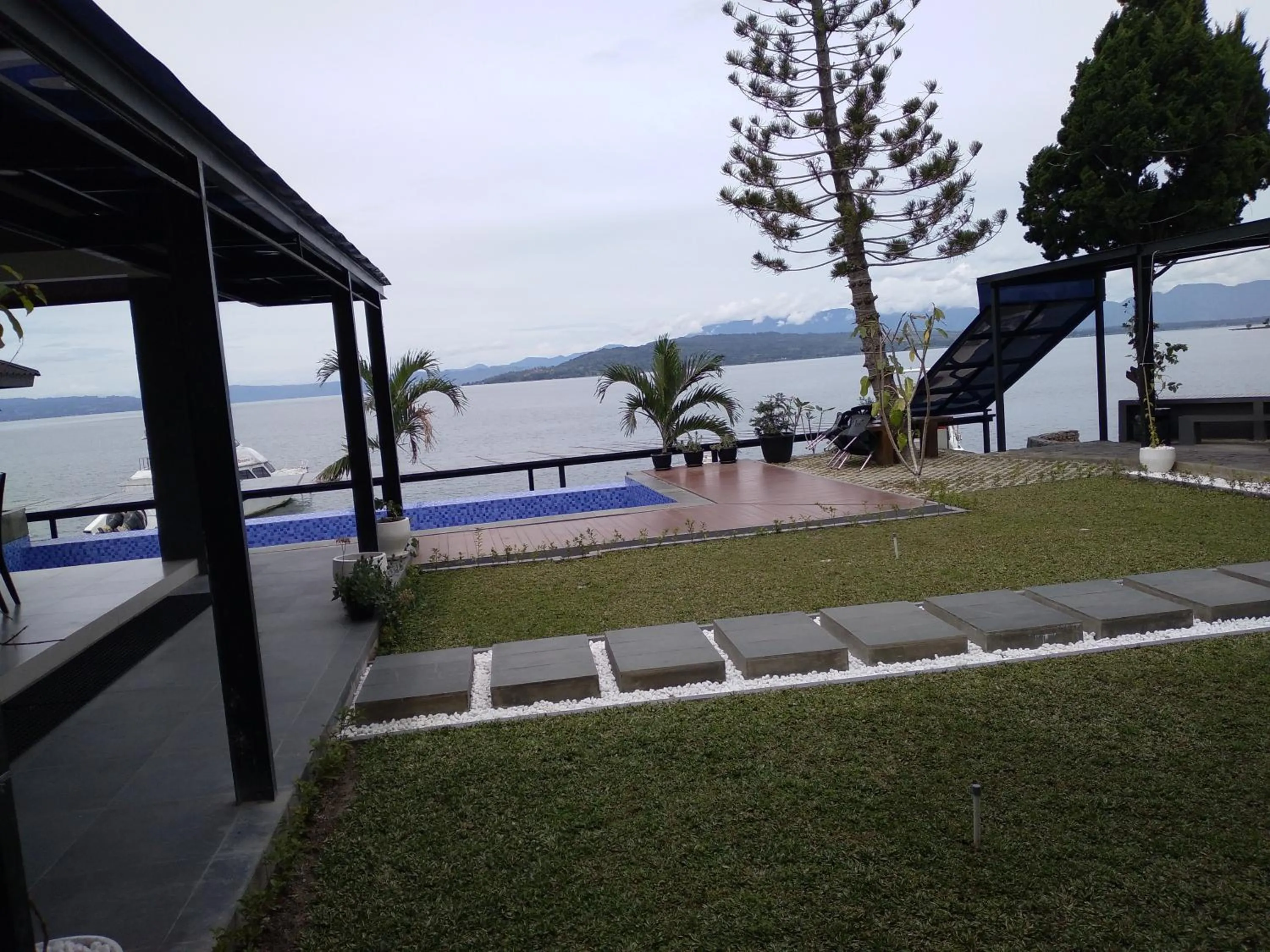 Lake view in PURNAMA BALIGE HOTEL