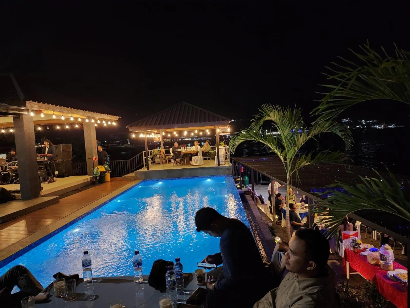 Swimming pool in PURNAMA BALIGE HOTEL