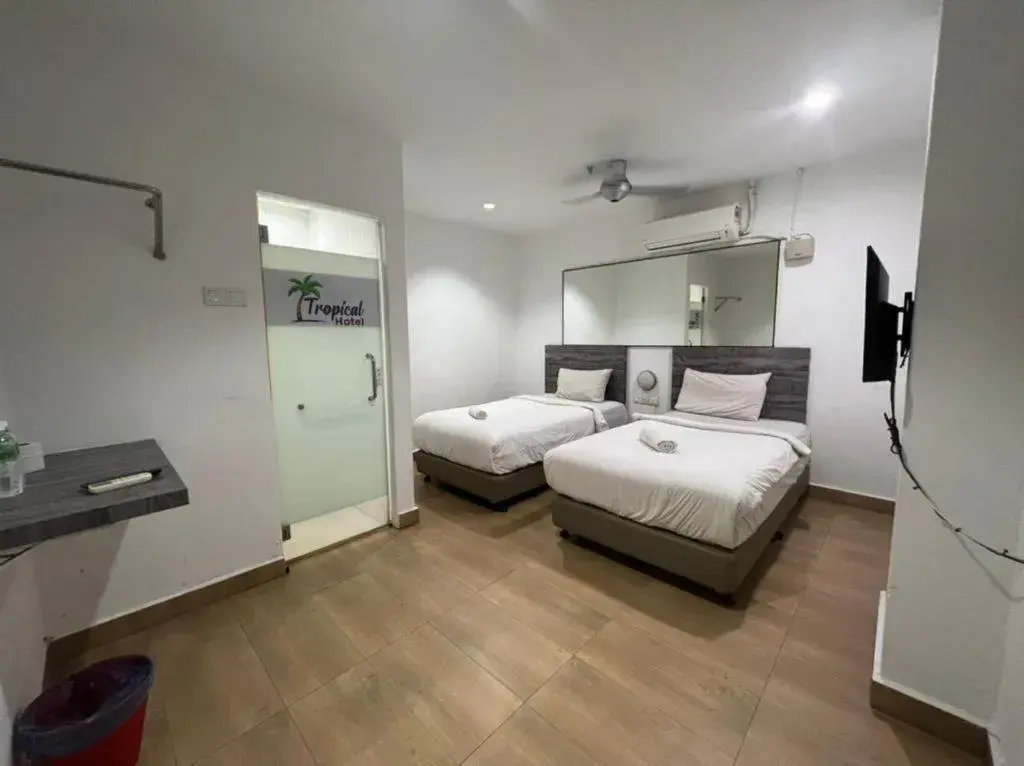 Superior Twin Room in Tropical Hotel Kota Damansara Superior Twin Room in Tropical Hotel Kota Damansara
