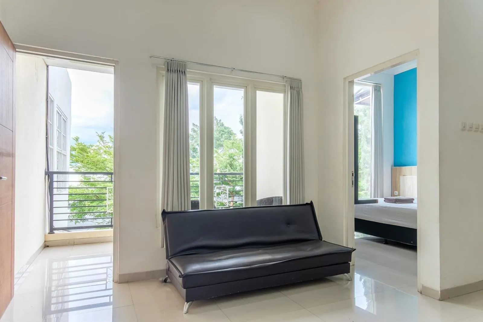 Seating area in TwoSpaces Living at Panorama Villas