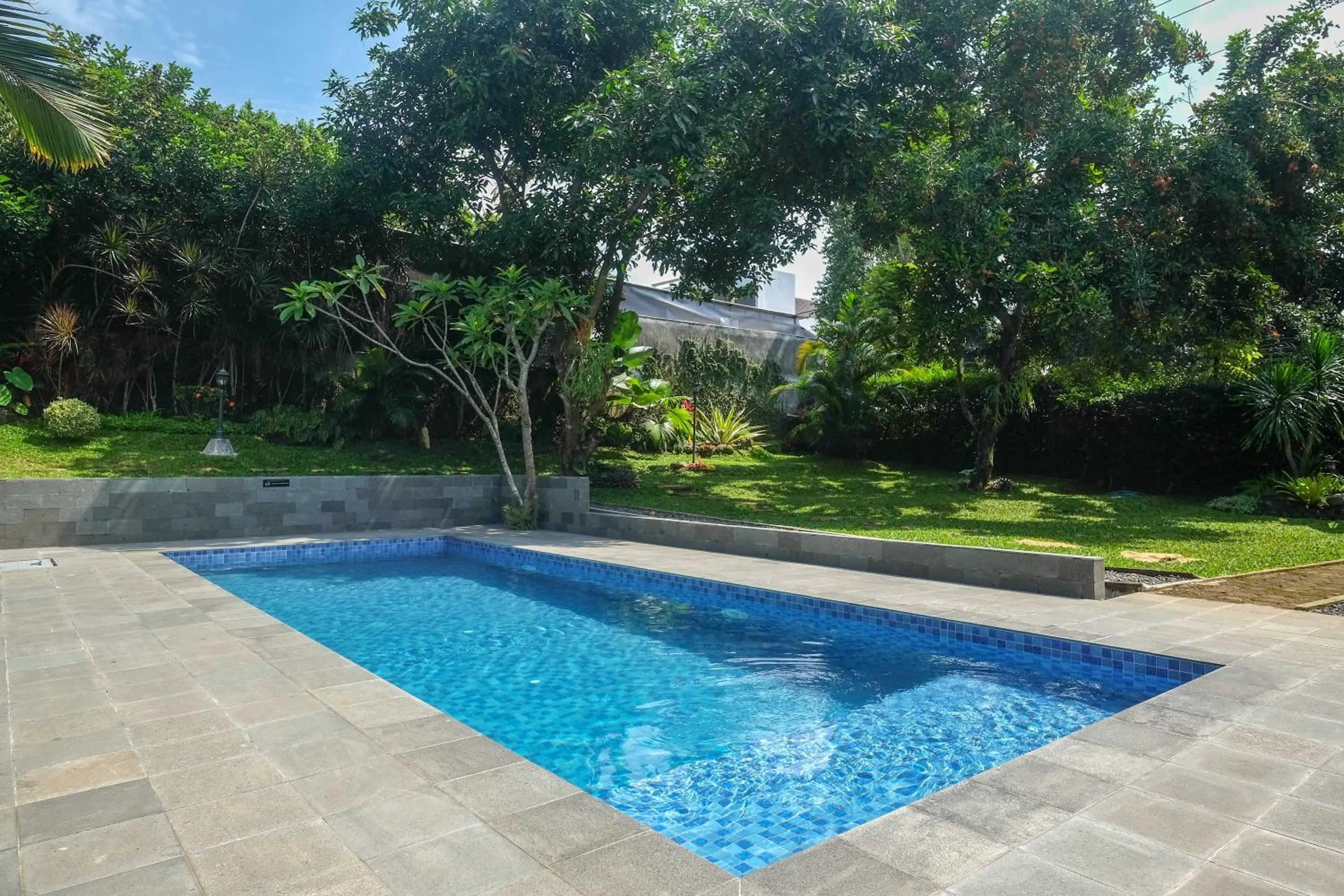 Swimming pool in SAREH VILLA by The Lavana