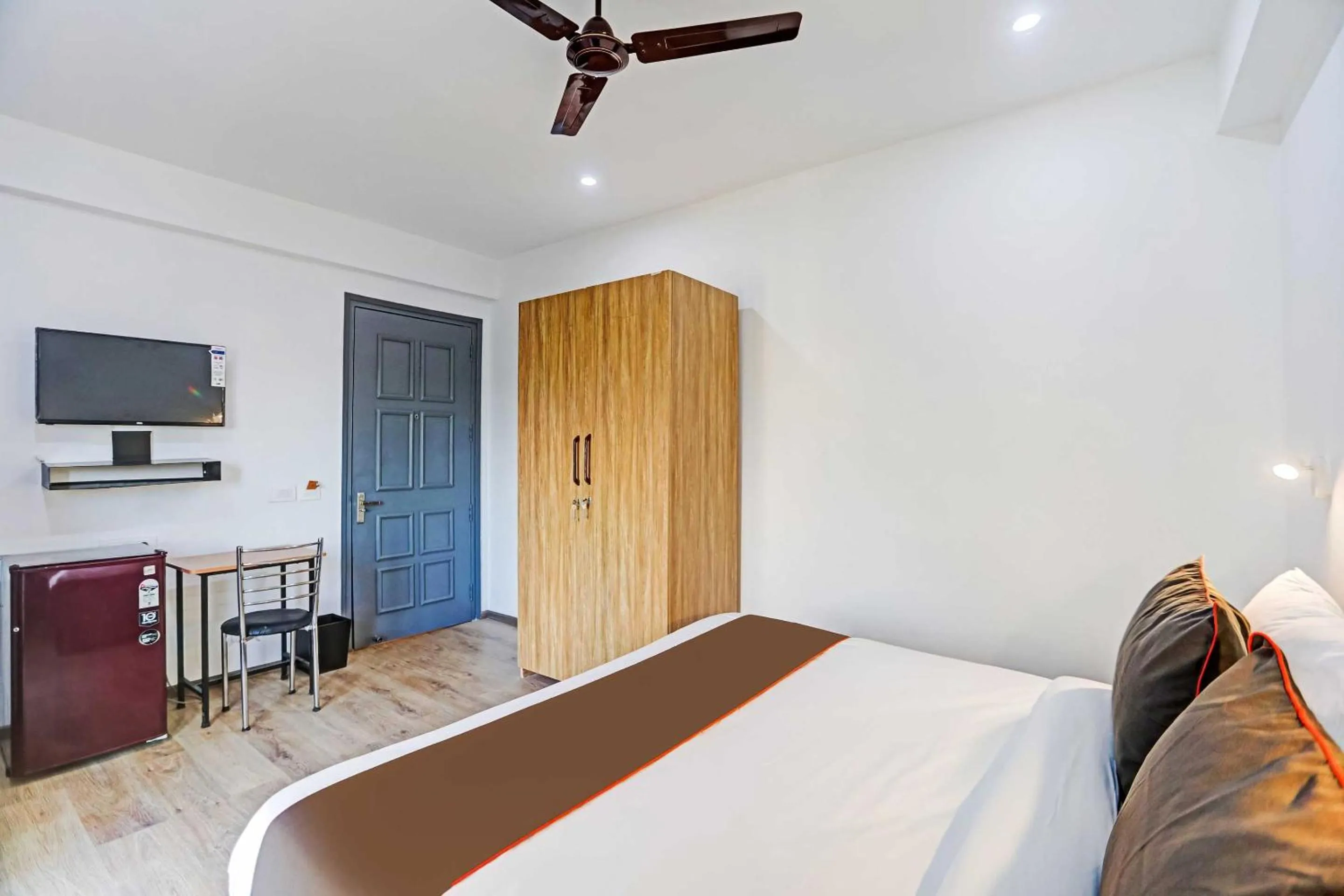 Bedroom, Bed in Super Townhouse CLOUD BAY