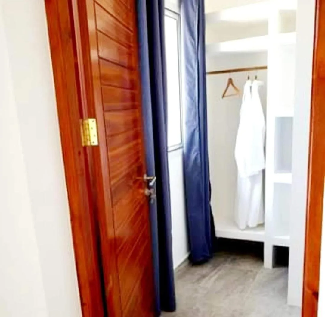 wardrobe in Sipano Beach Lodge Kiwengwa