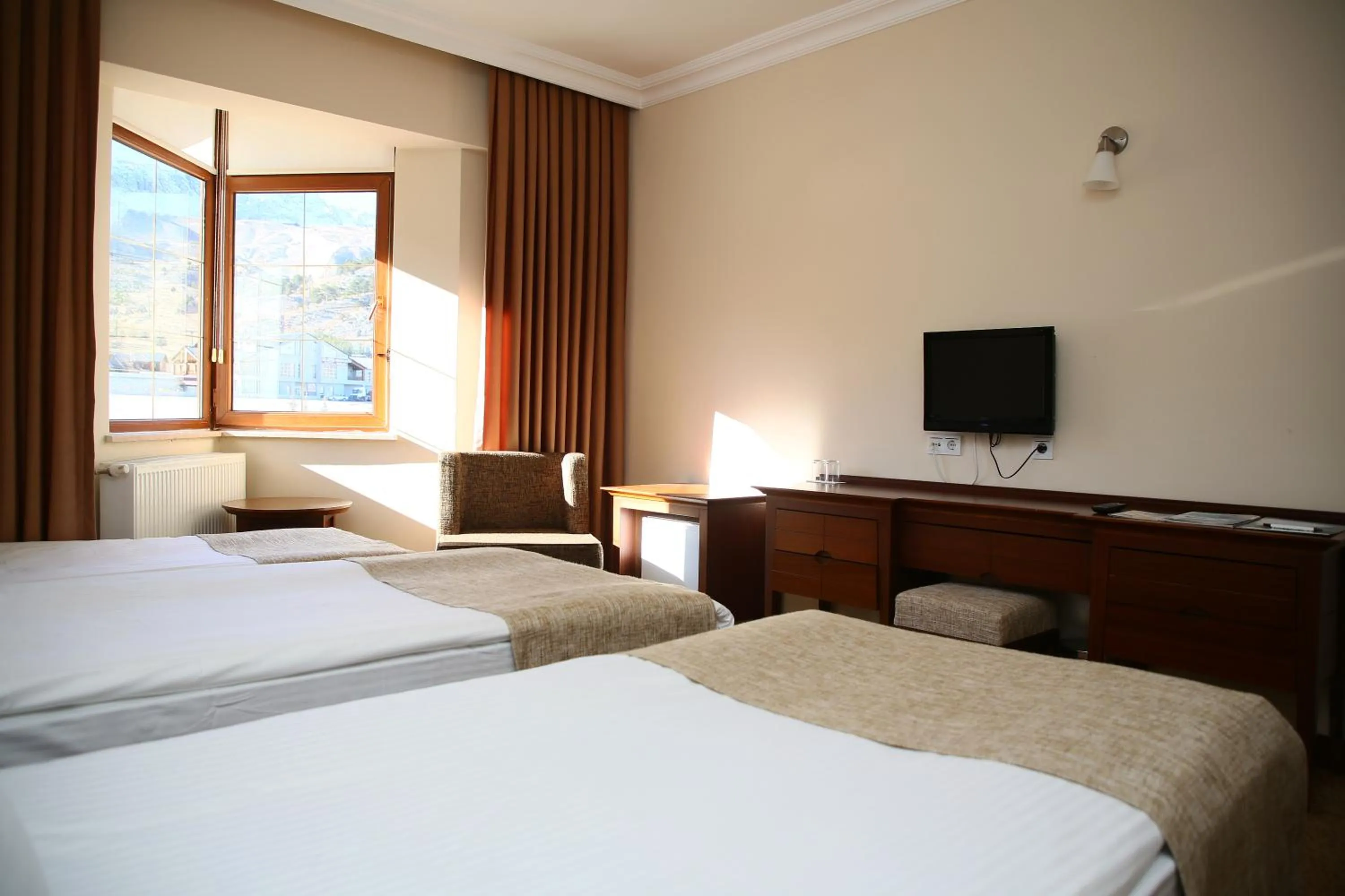 Bed in West Davraz Hotel