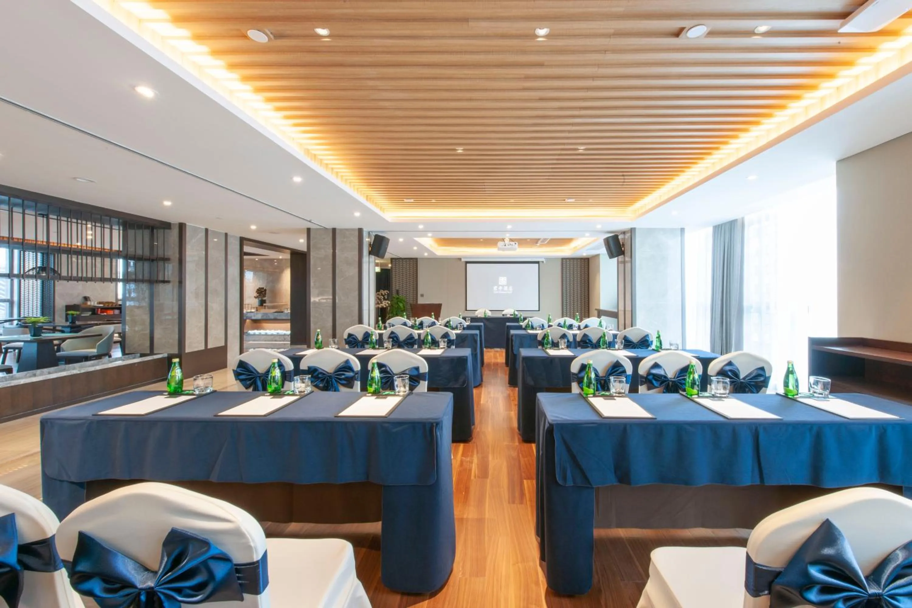 Banquet/Function facilities in SSAW Boutiquel Hotel Xizi