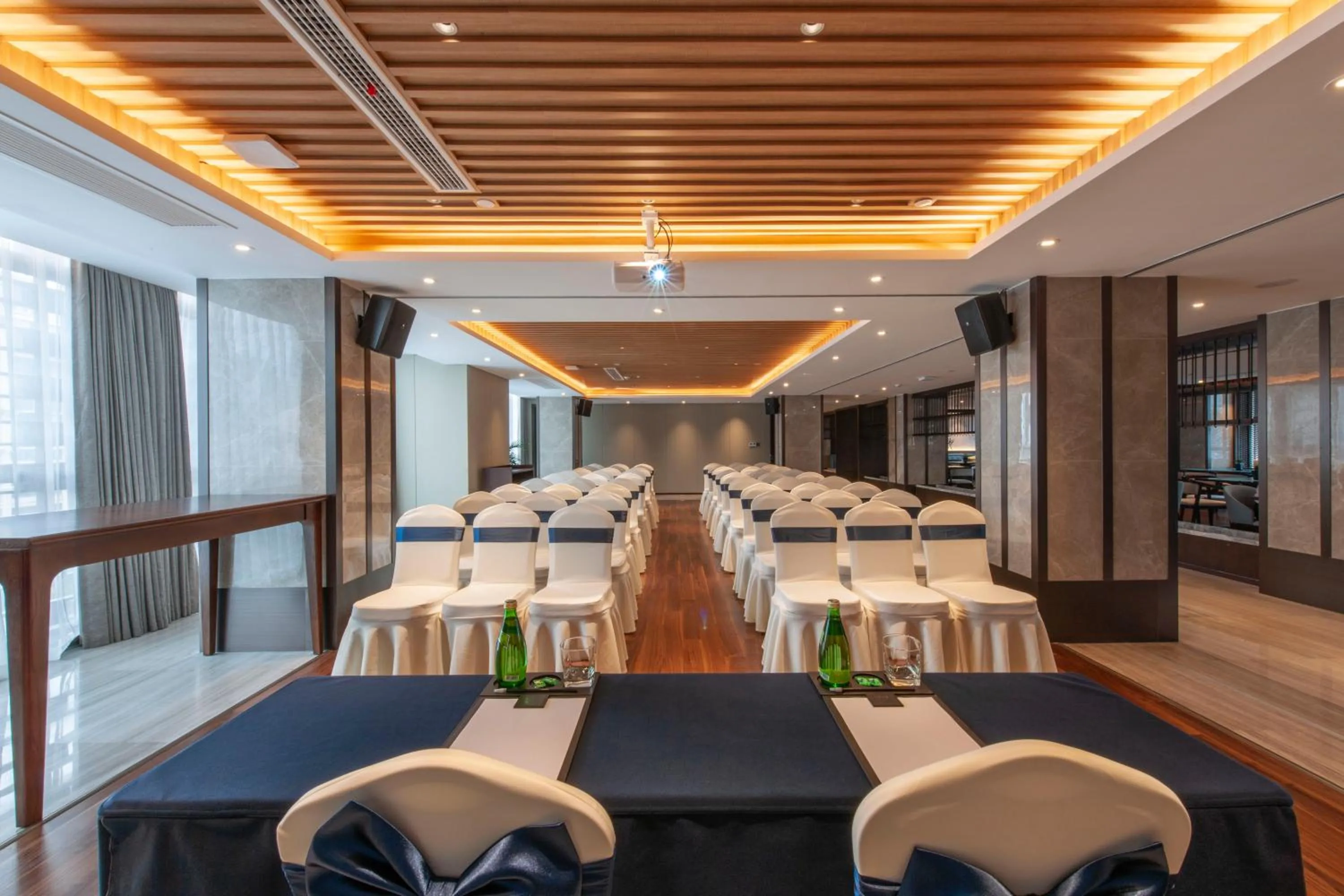 Meeting/conference room in SSAW Boutiquel Hotel Xizi