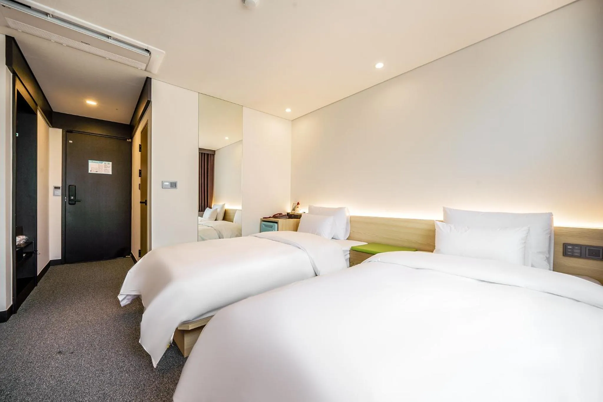 Bed in Jamsil Stay Hotel