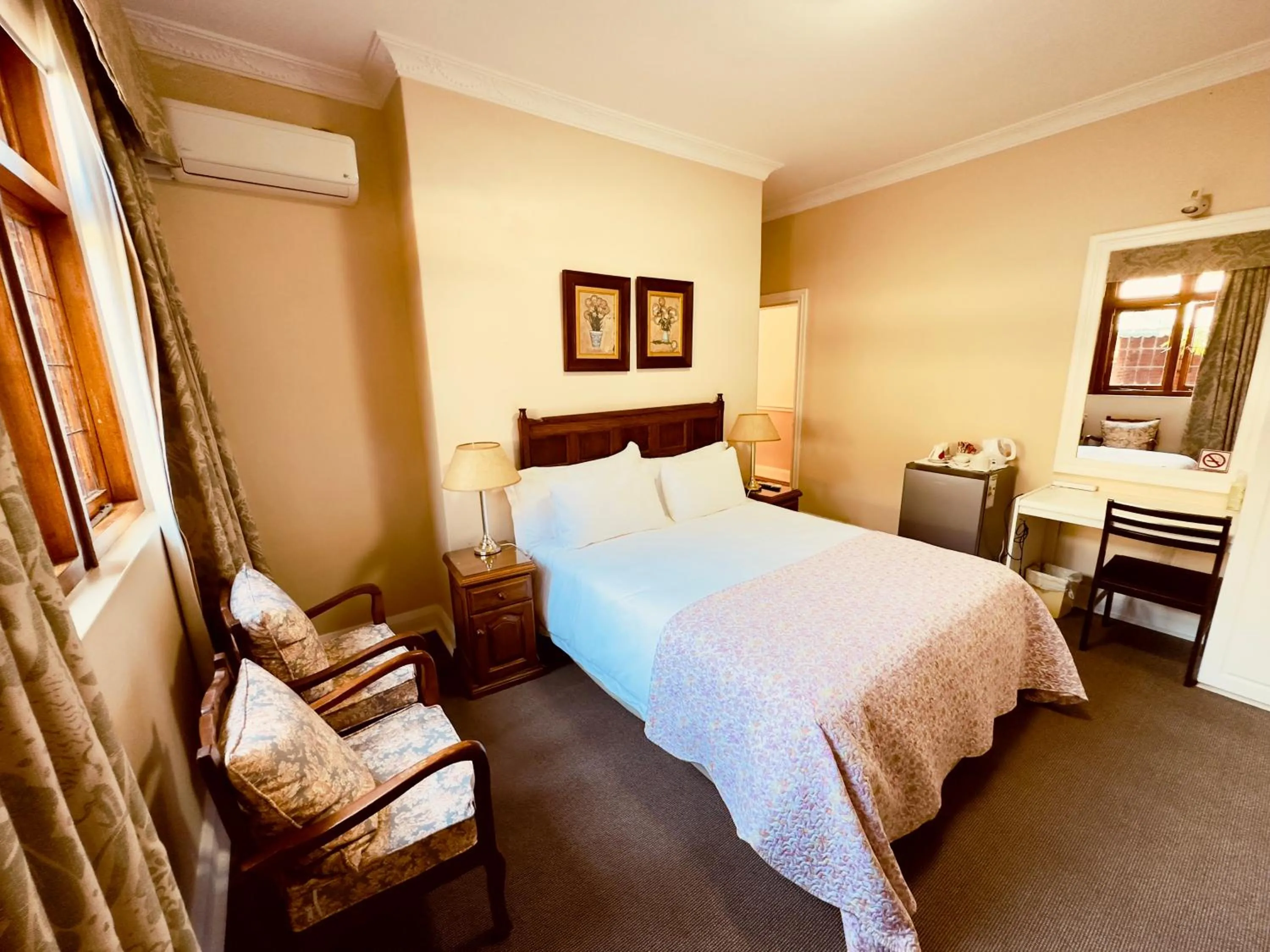 Bed in Ridgeview Lodge