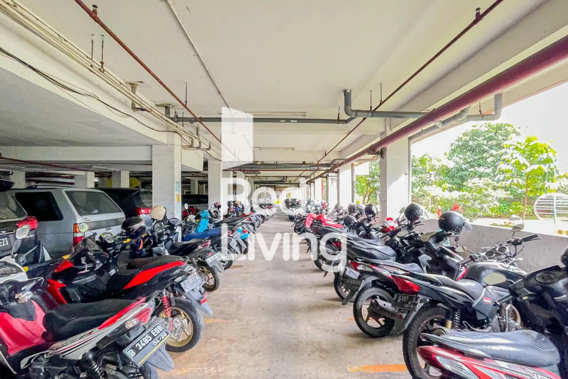 Parking in RedLiving Apartemen Cibubur Village - Lily's Room Tower C