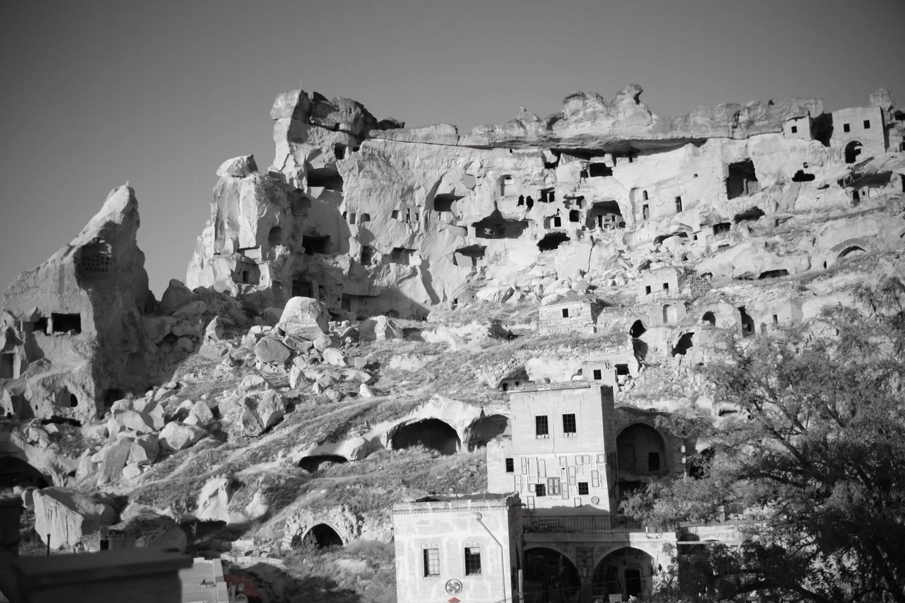 Nearby landmark in Bala Cave House