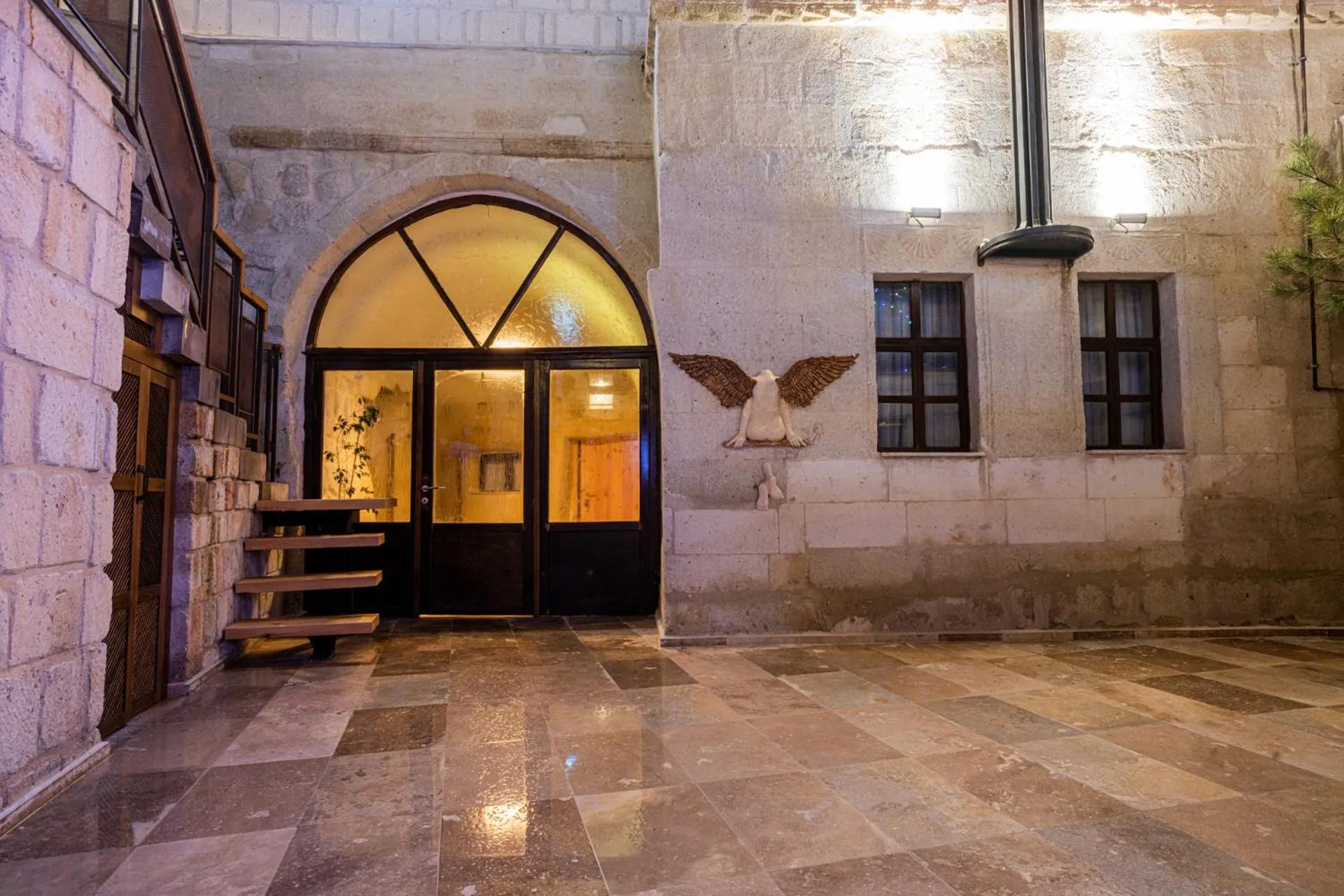 Inner courtyard view in Bala Cave House